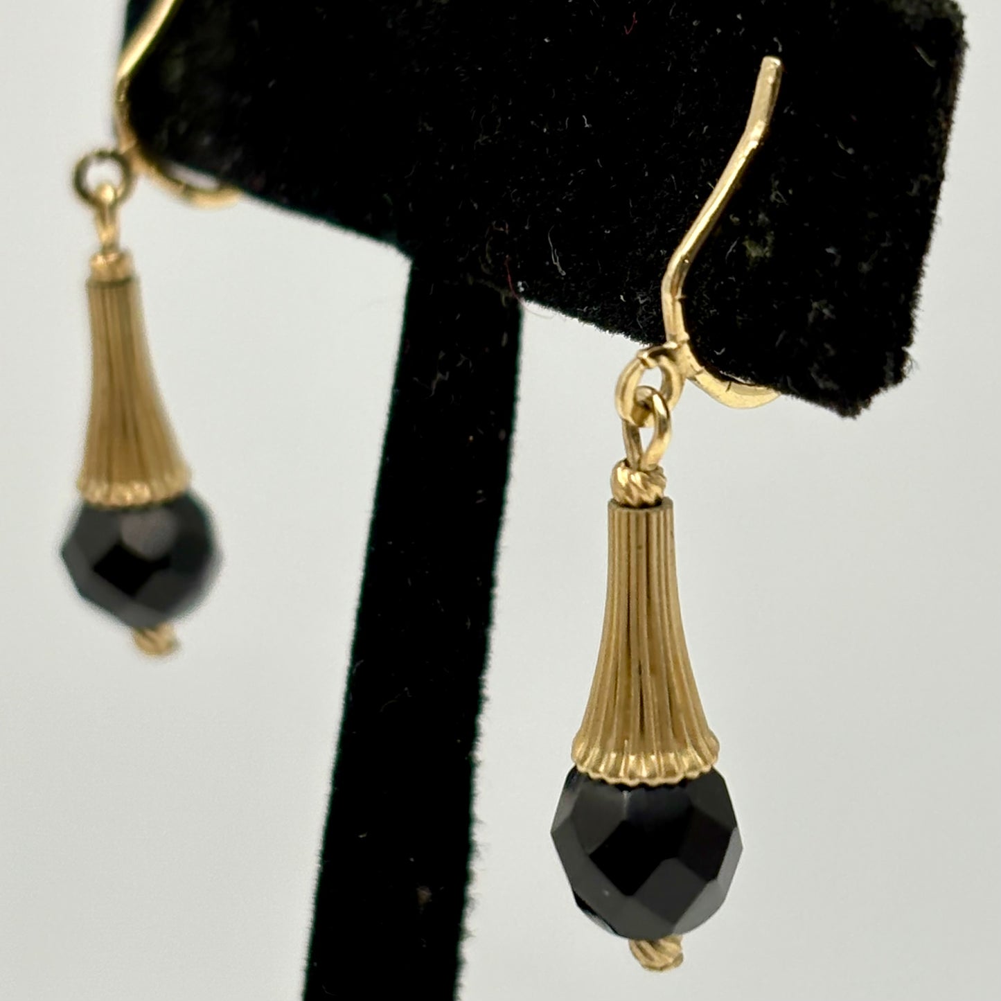 1966 Sarah Coventry Dancing Jet Earrings