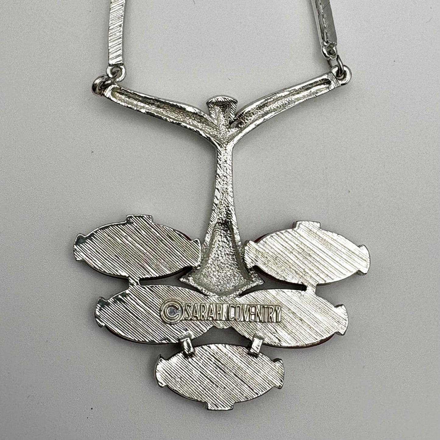 1977 Sarah Coventry Continental Necklace