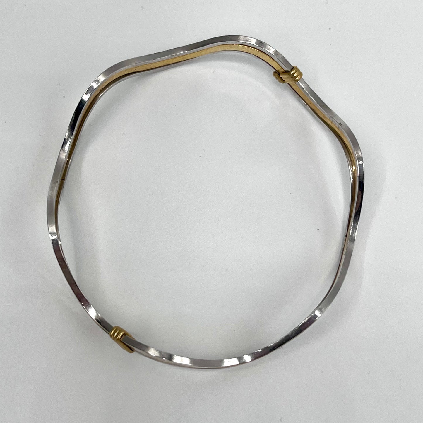 1978 Avon Fashion Waves Bracelet