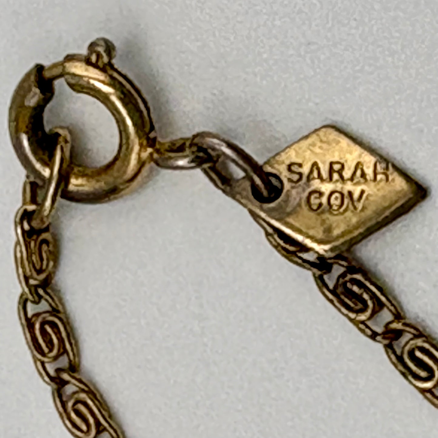 1979 Sarah Coventry White N' Bright Necklace