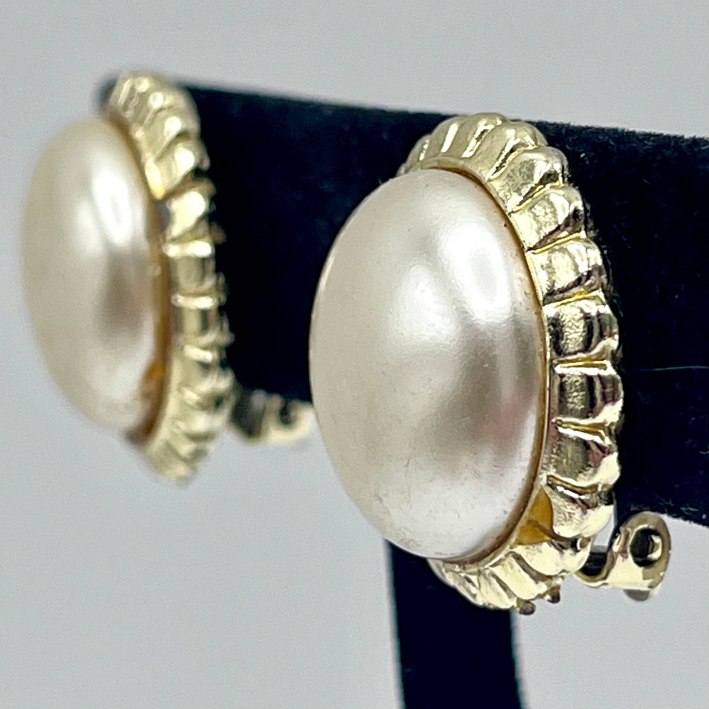 1960s Coro Pearl Button Earrings