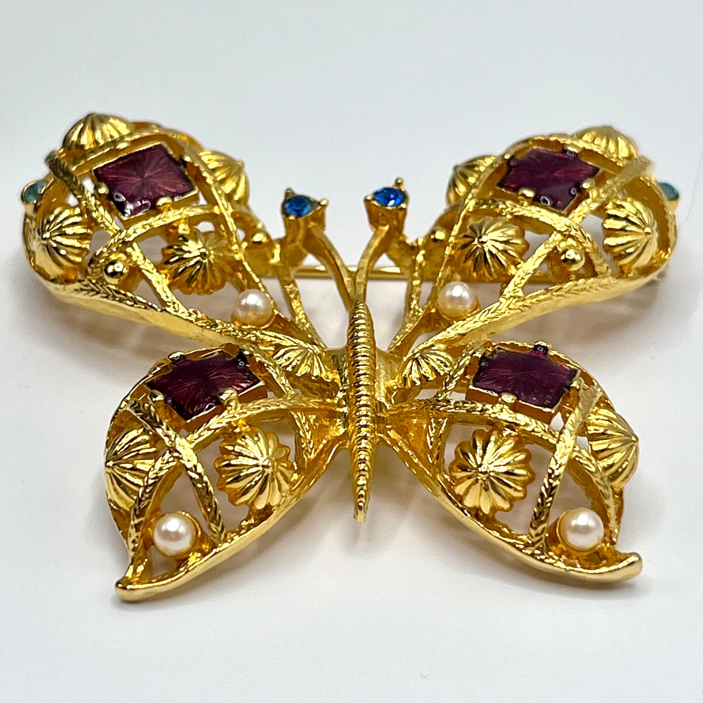 1994 Avon Beautiful Butterfly Brooch
