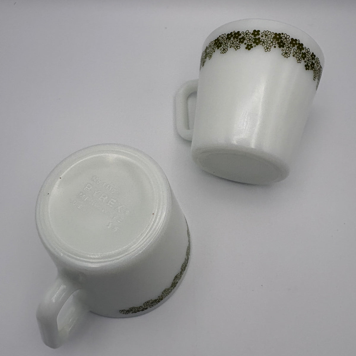 1970s Pyrex Crazy Daisy Mugs -Set of 2