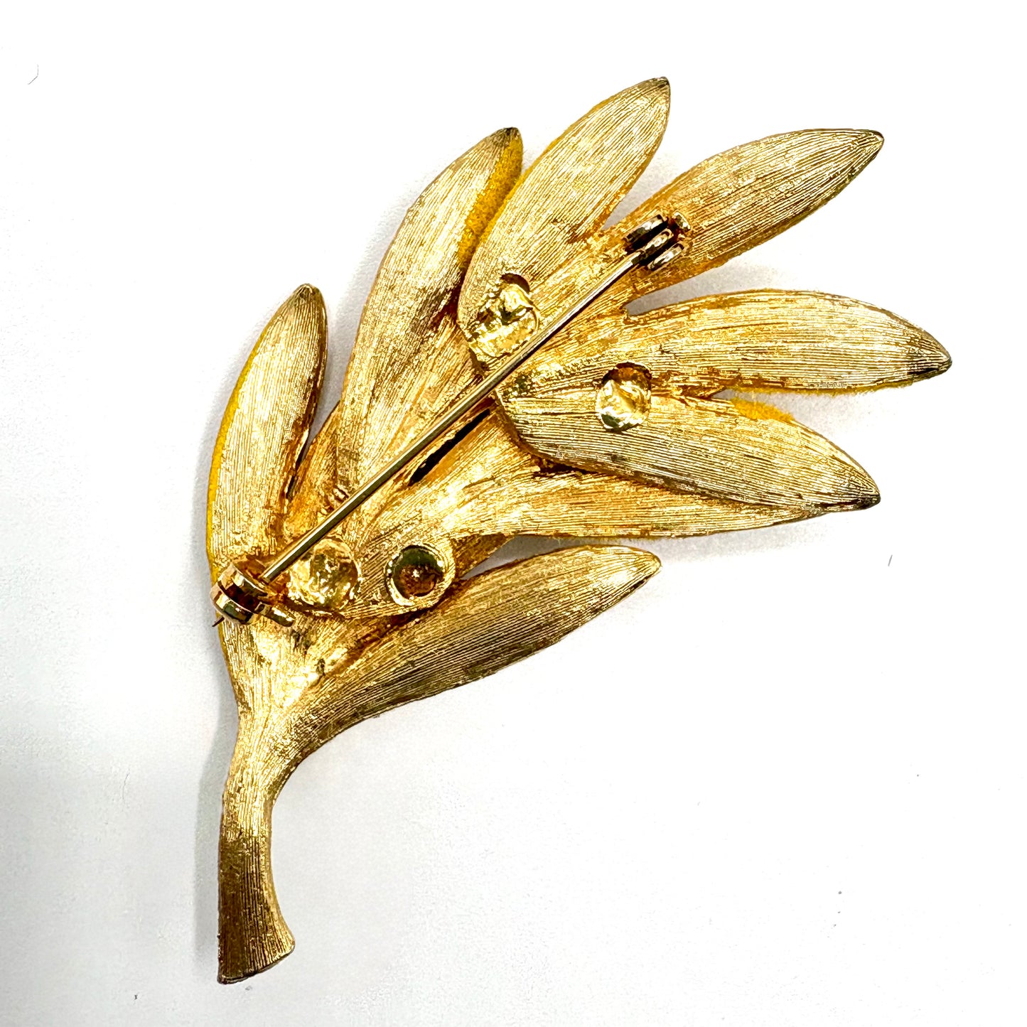 1960s Flocked Gold-Tone Brooch