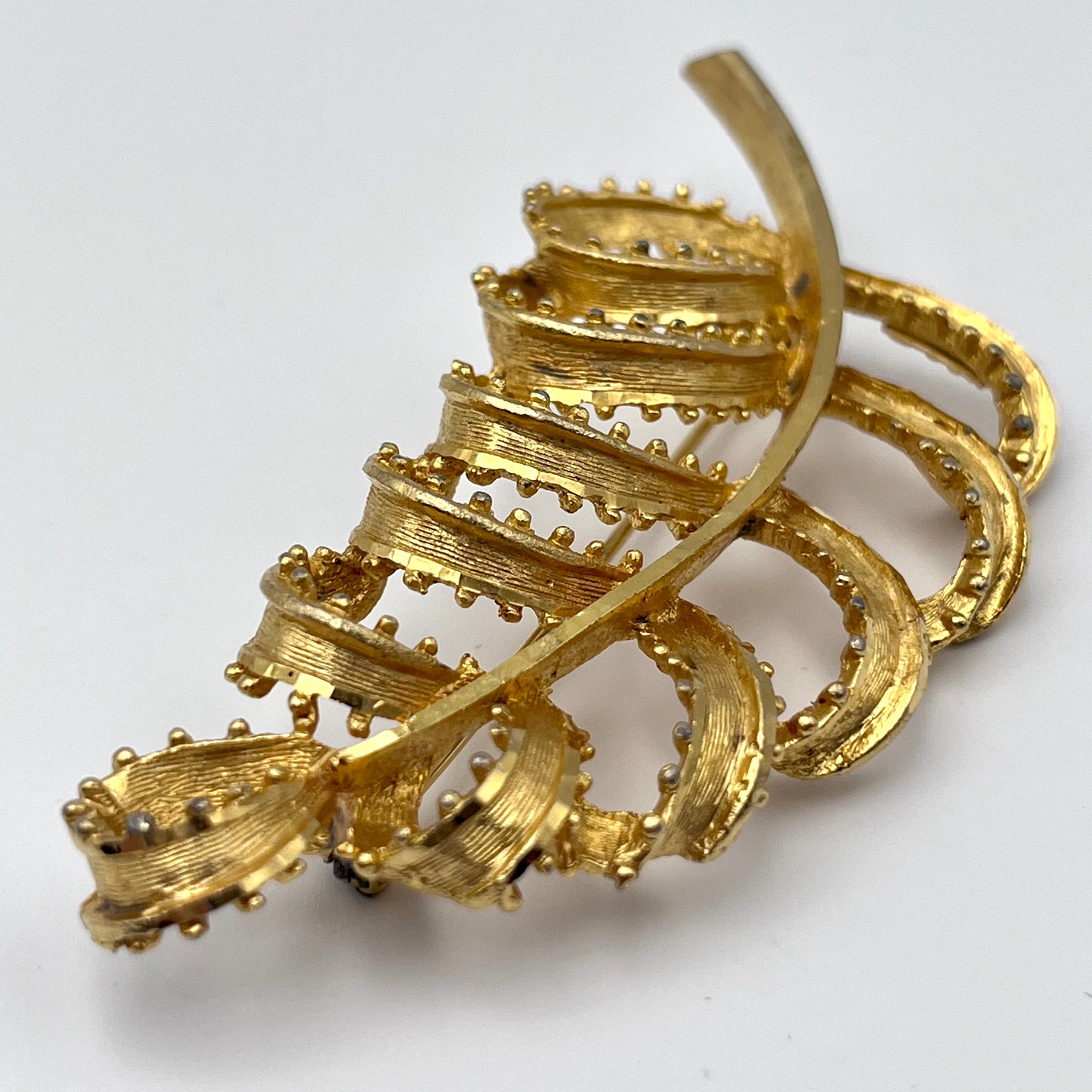 1960s BSK Leaf Brooch