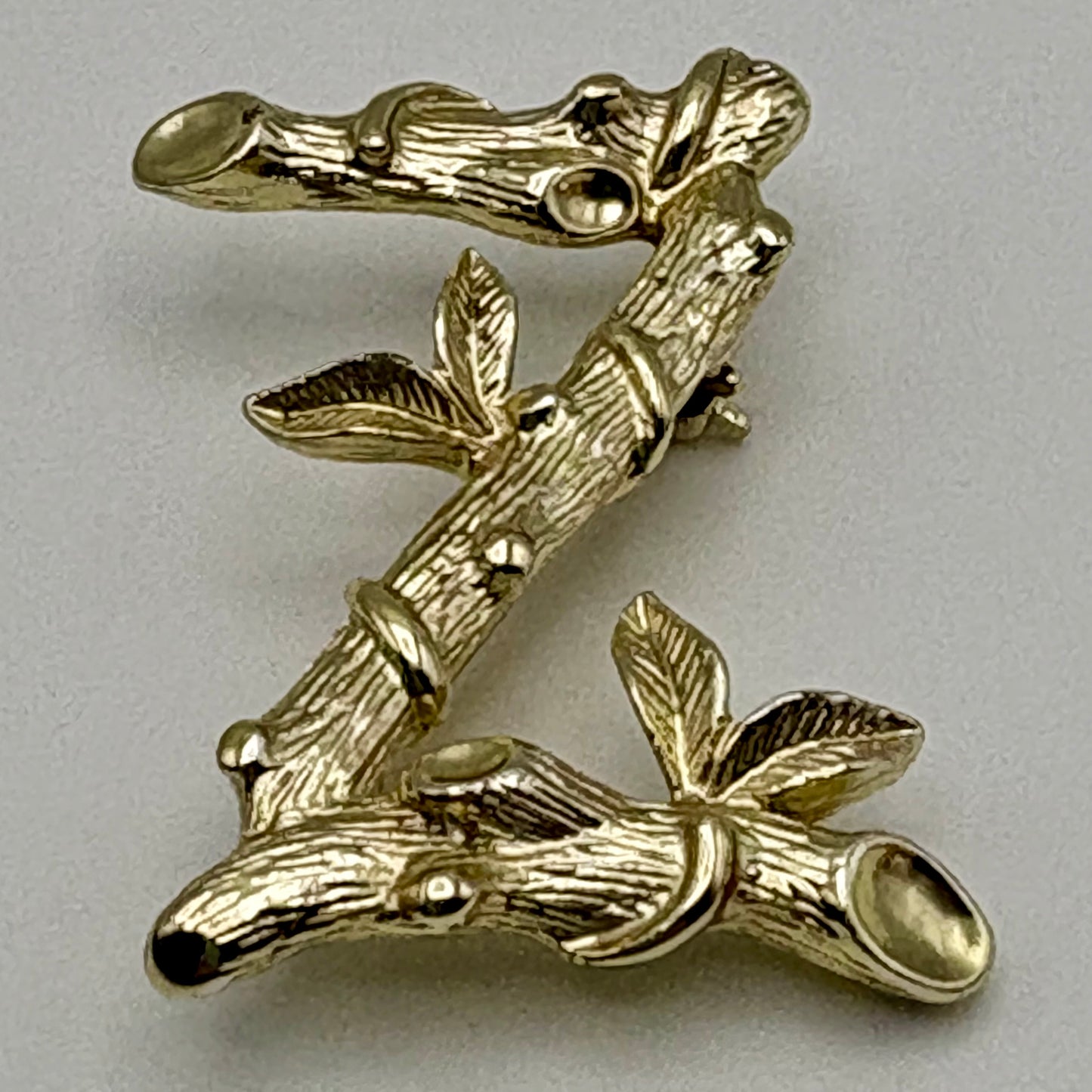 1964 Sarah Coventry Sarah's A.B.C.'s Brooch- Letter Z