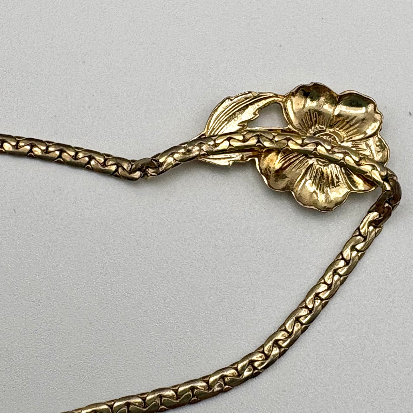 1979 Sarah Coventry Spring Posie Necklace