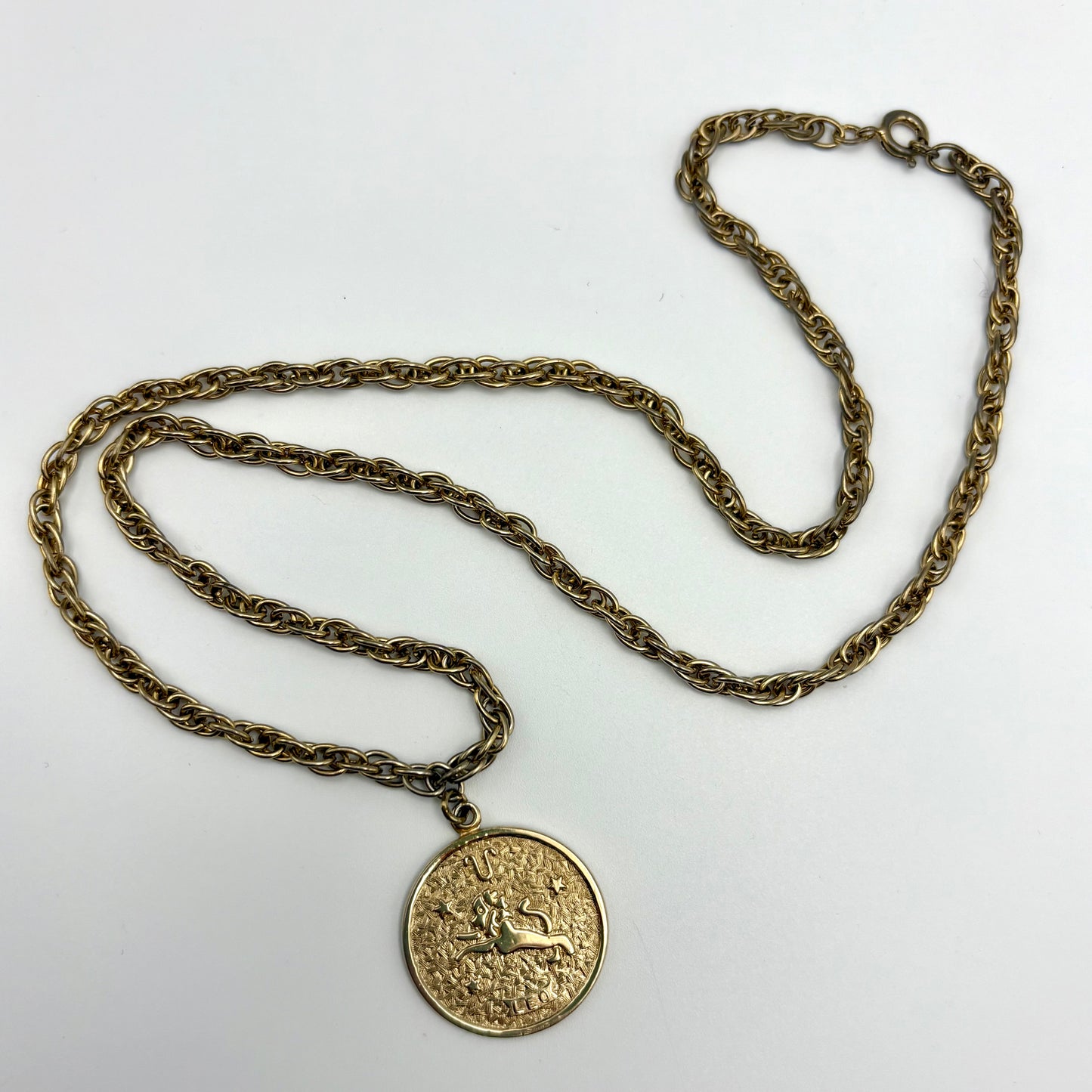 1970 Sarah Coventry Zodiac Pendant Necklace - Leo