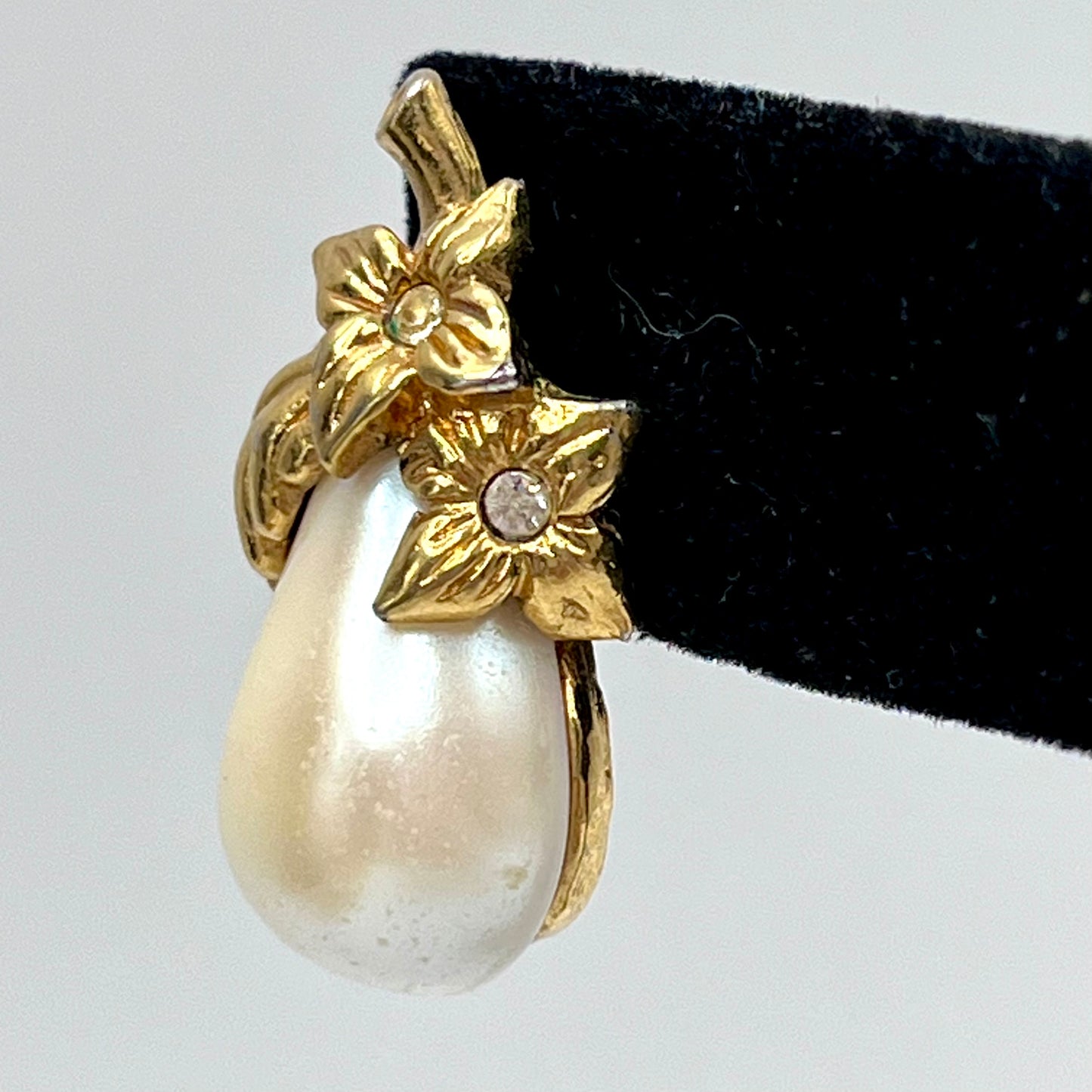 1994 Avon Precious Pear Earrings