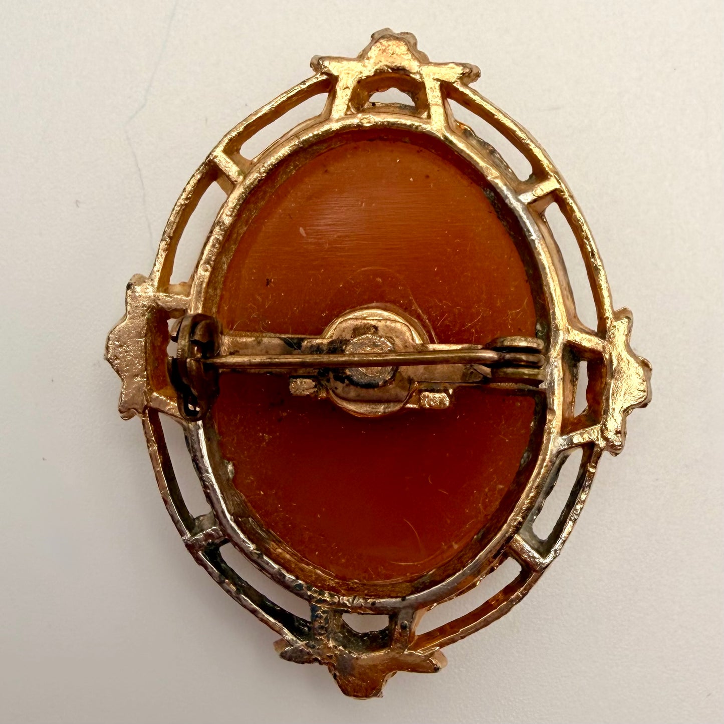 70s/80s Small Cameo Brooch