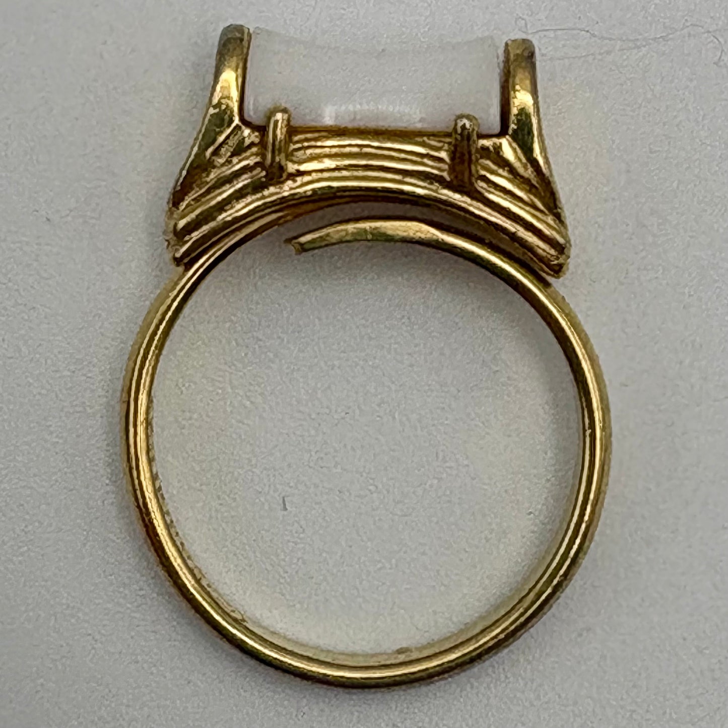 1977-1978 Sarah Coventry Spring Fever Ring