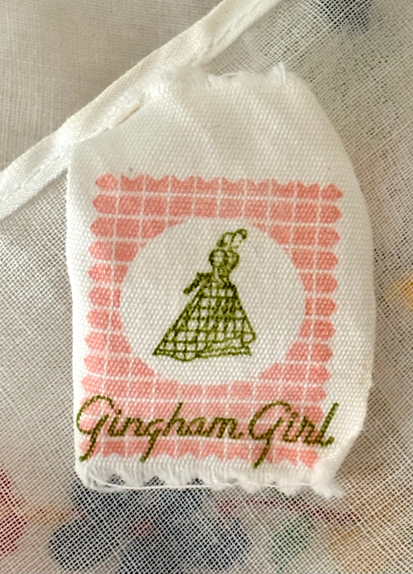 1950s Gingham Girl Sheer Embroidered Full Apron
