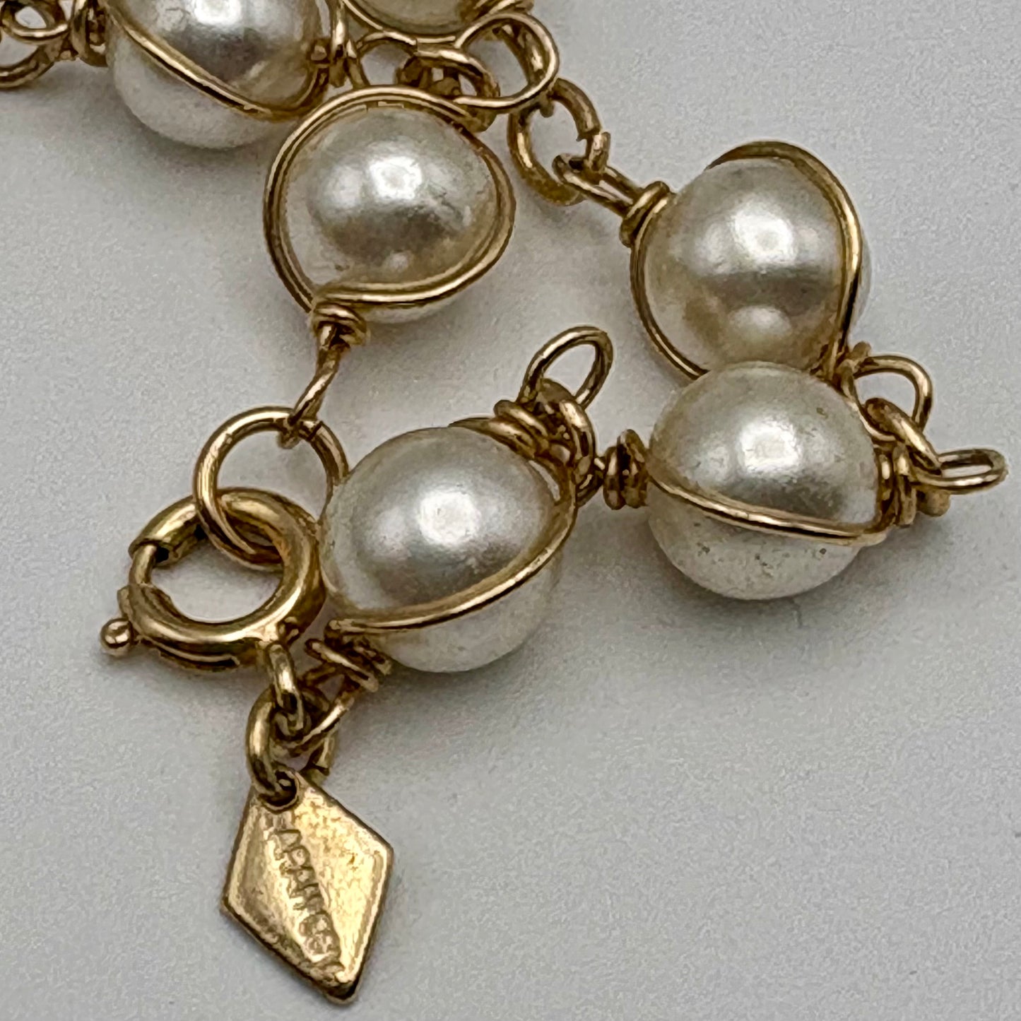 1966 Sarah Coventry Pearl Swirl Demi-Parure
