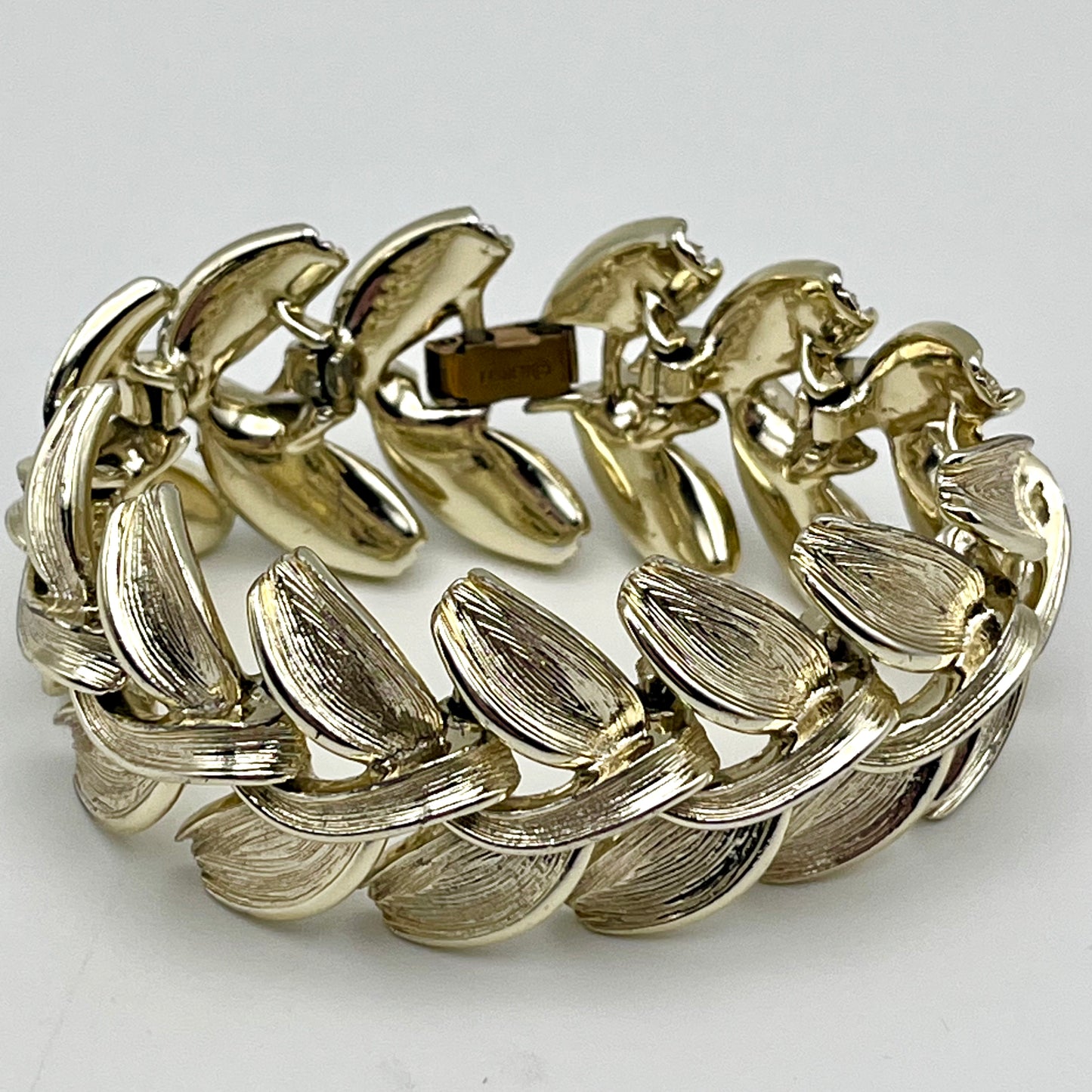 1960s Lisner Gold-Tone Bracelet