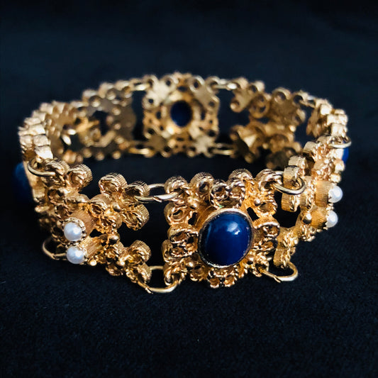 1975 Sarah Coventry Victorian Blue Bracelet - Retro Kandy Vintage
