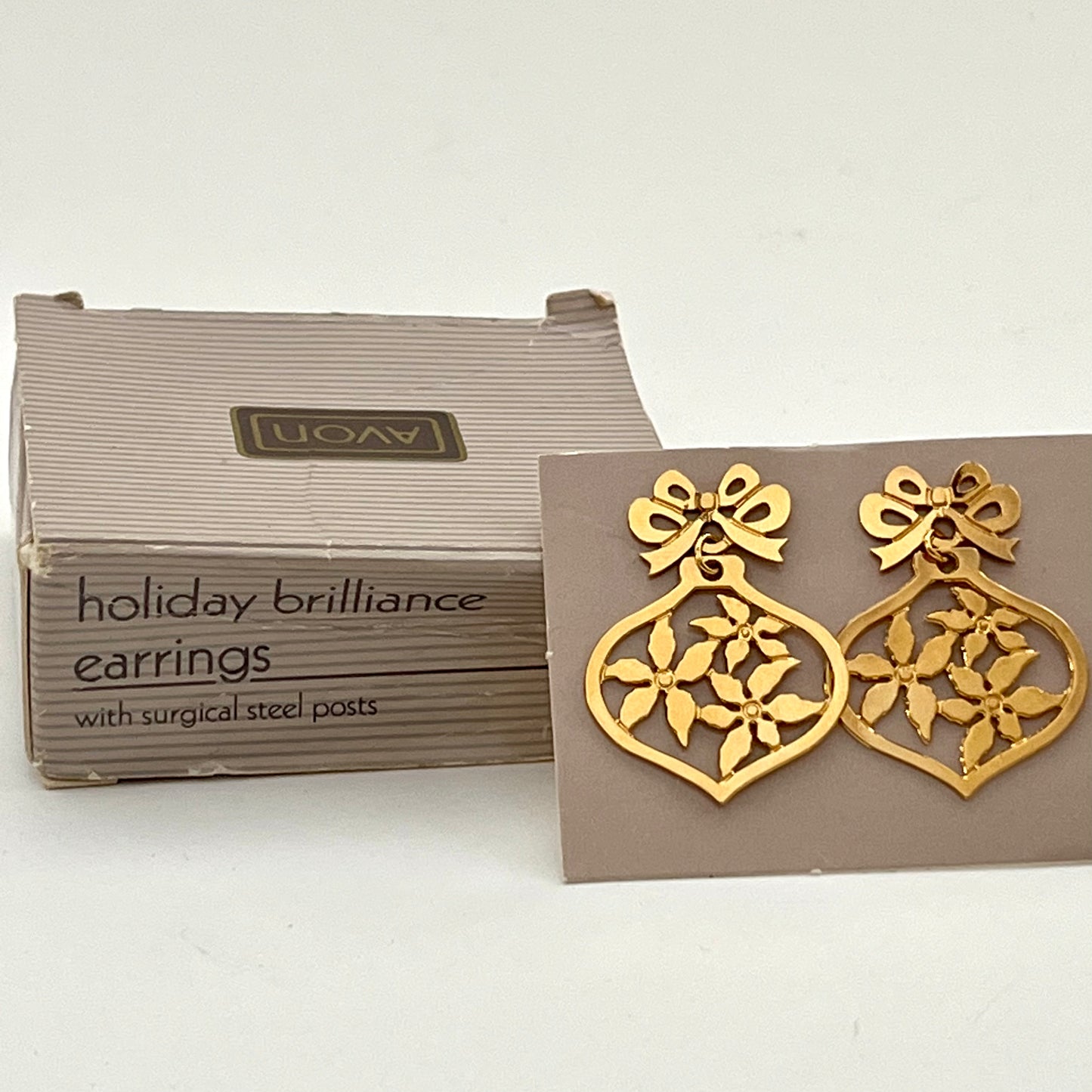 1991 Avon Holiday Brilliance Earrings