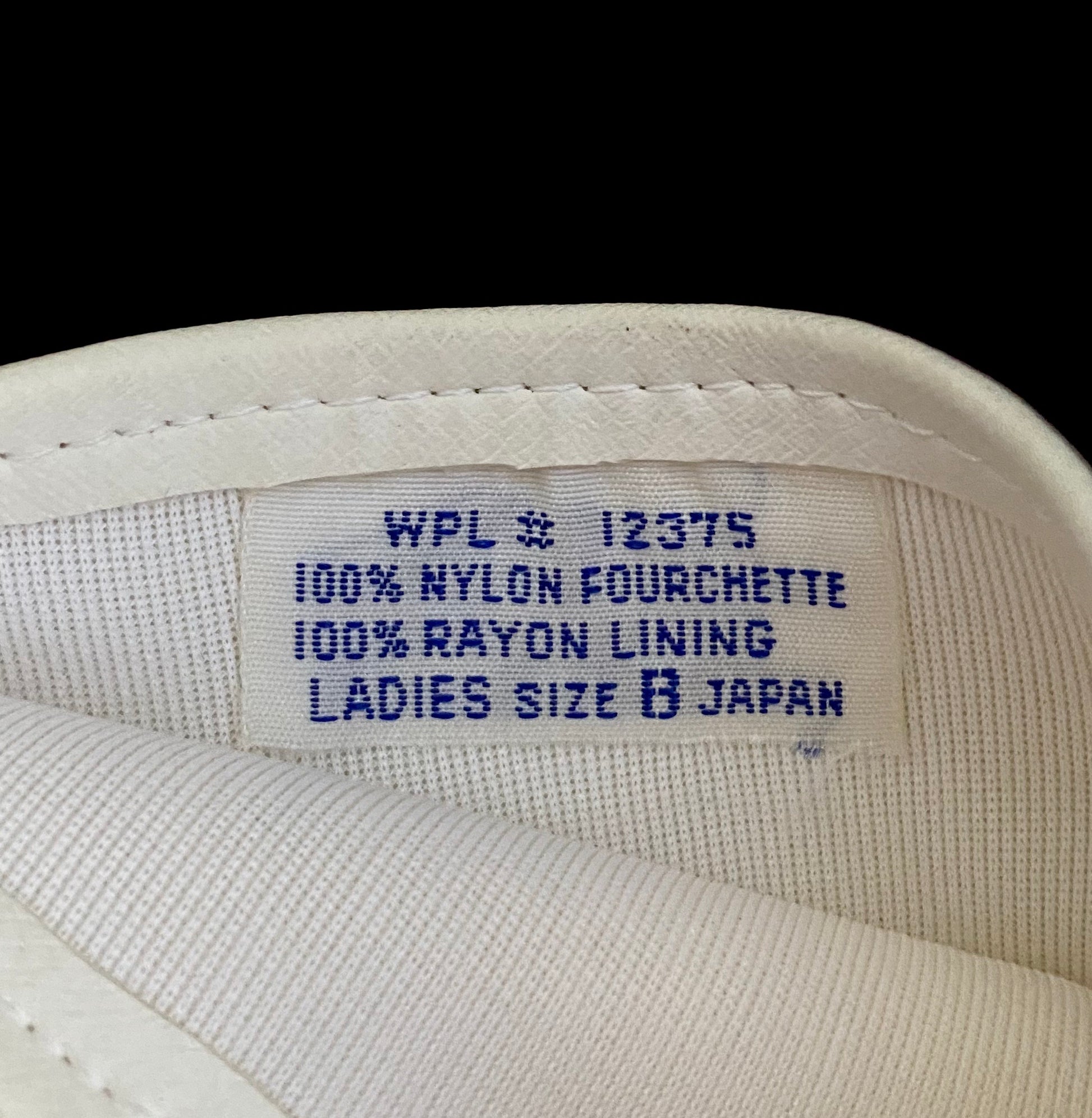 1950s *NEW* White Stretch Gloves - Retro Kandy Vintage