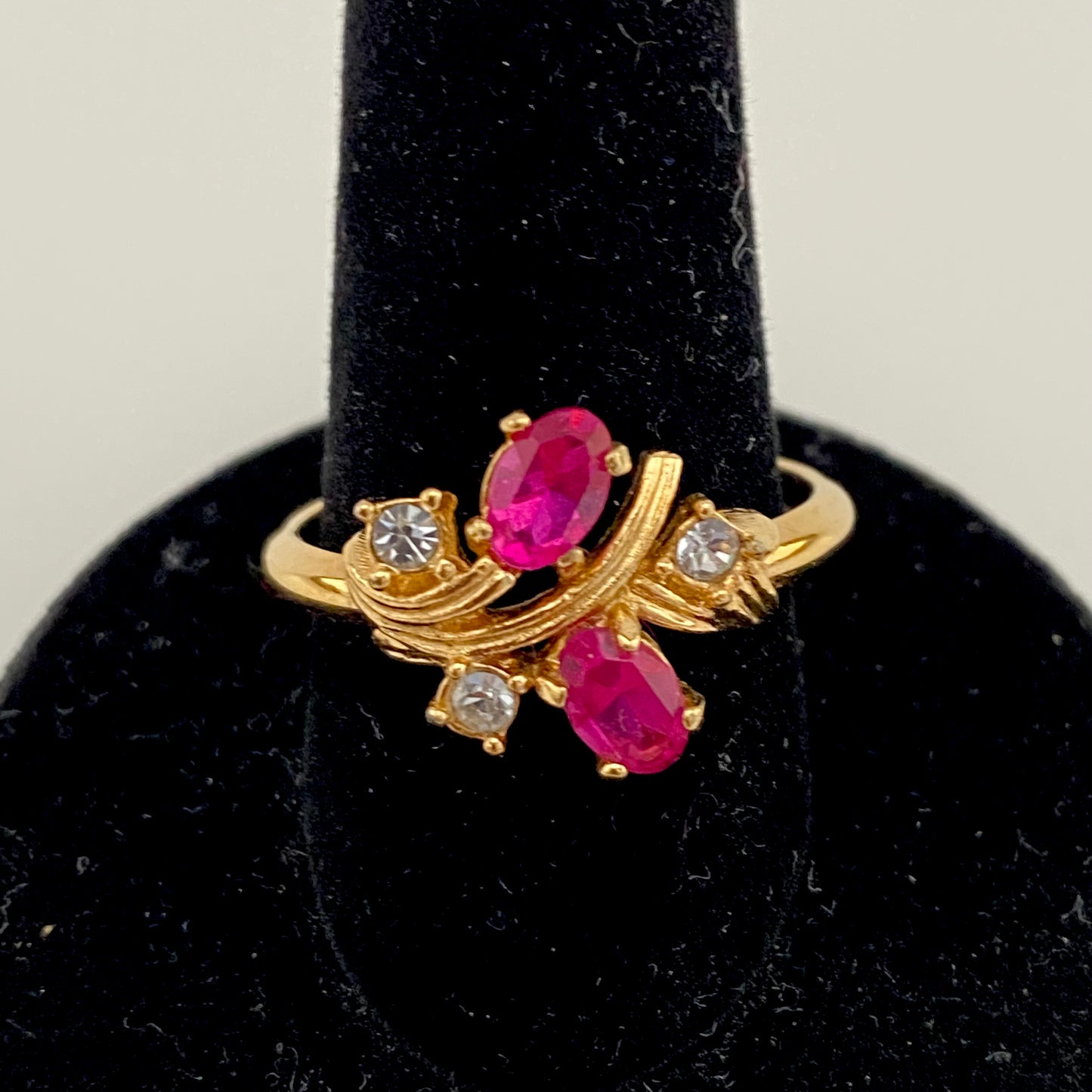 1975 Avon Royal Radiance Ring