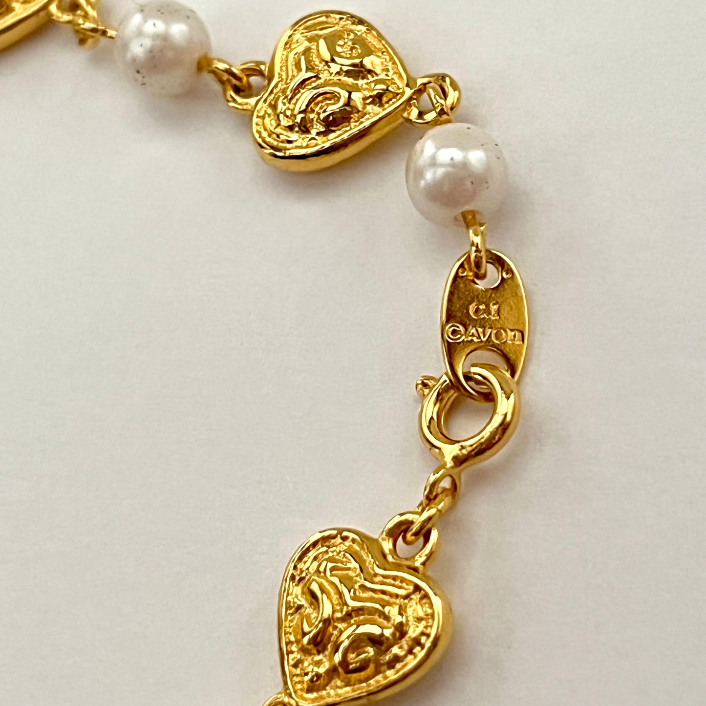 1994 Avon Pearly Heart Bracelet