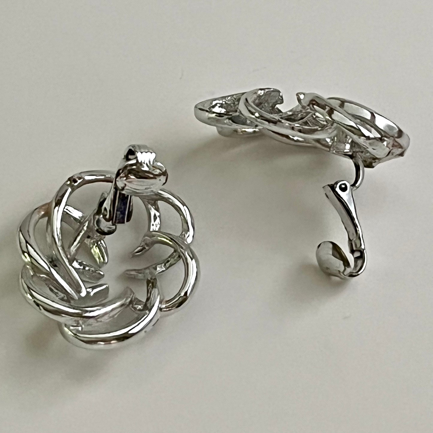 1967 Sarah Coventry Tailored Swirl Earrings