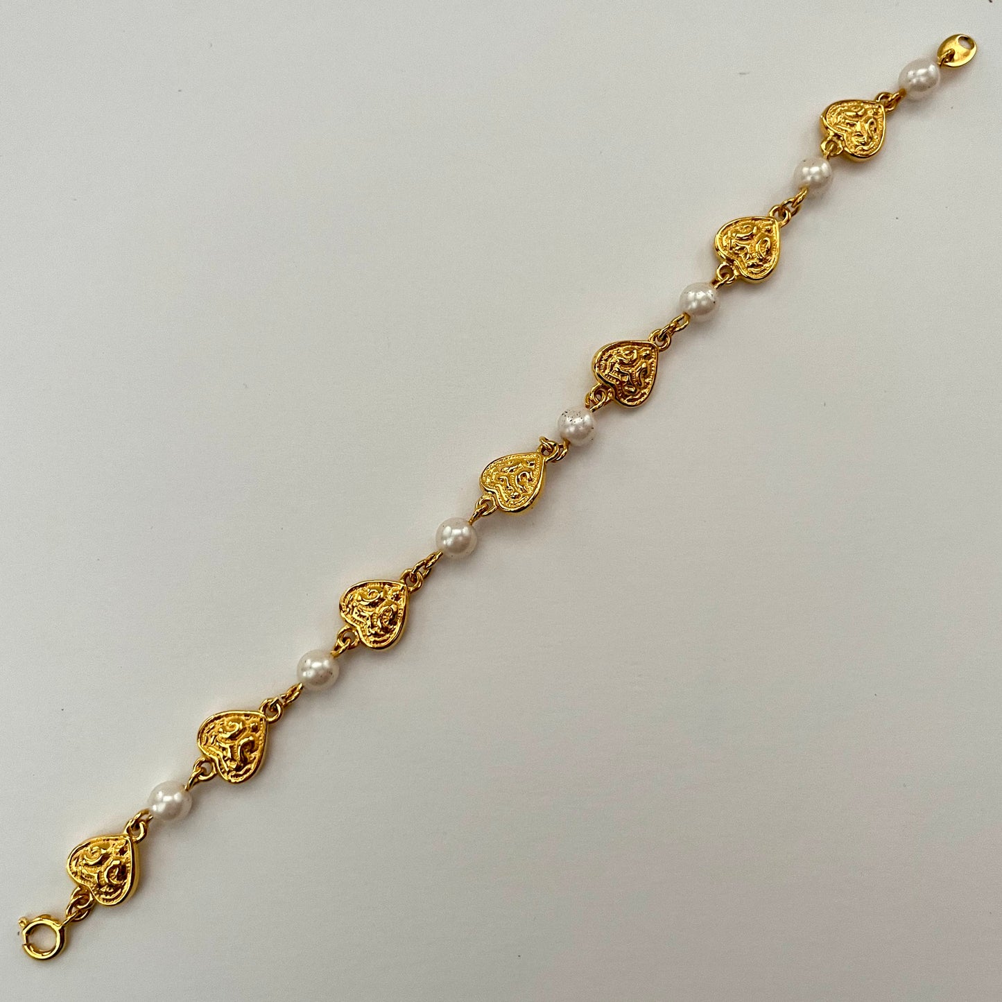 1994 Avon Pearly Heart Bracelet