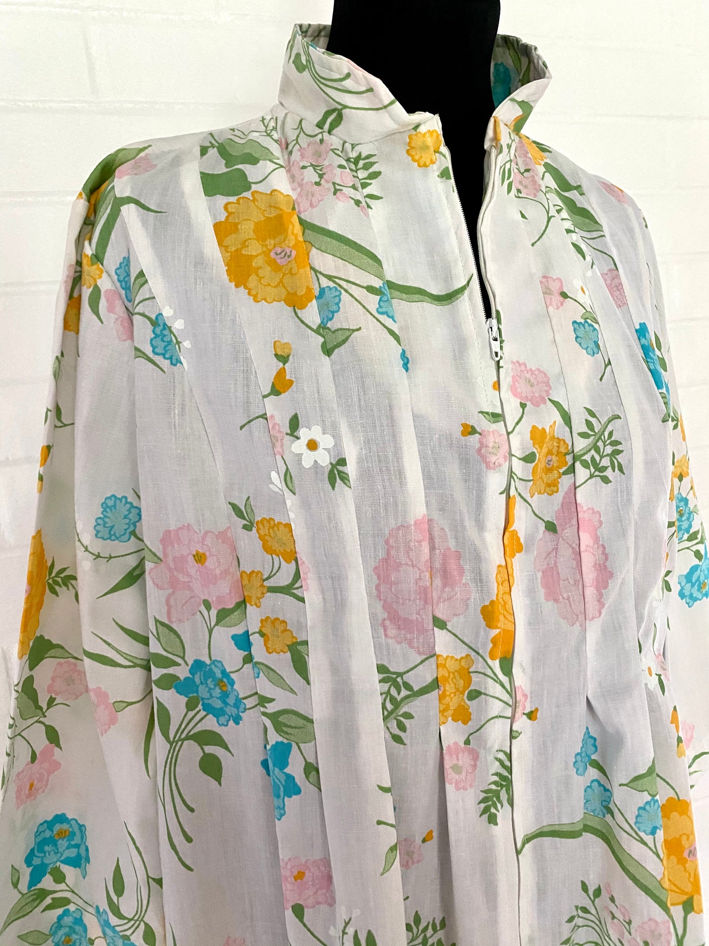 Late 60s/ Early 70s Sears Flowered Robe- New!