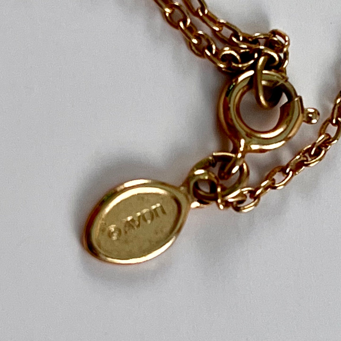 1978 Avon Initial Attraction Necklace