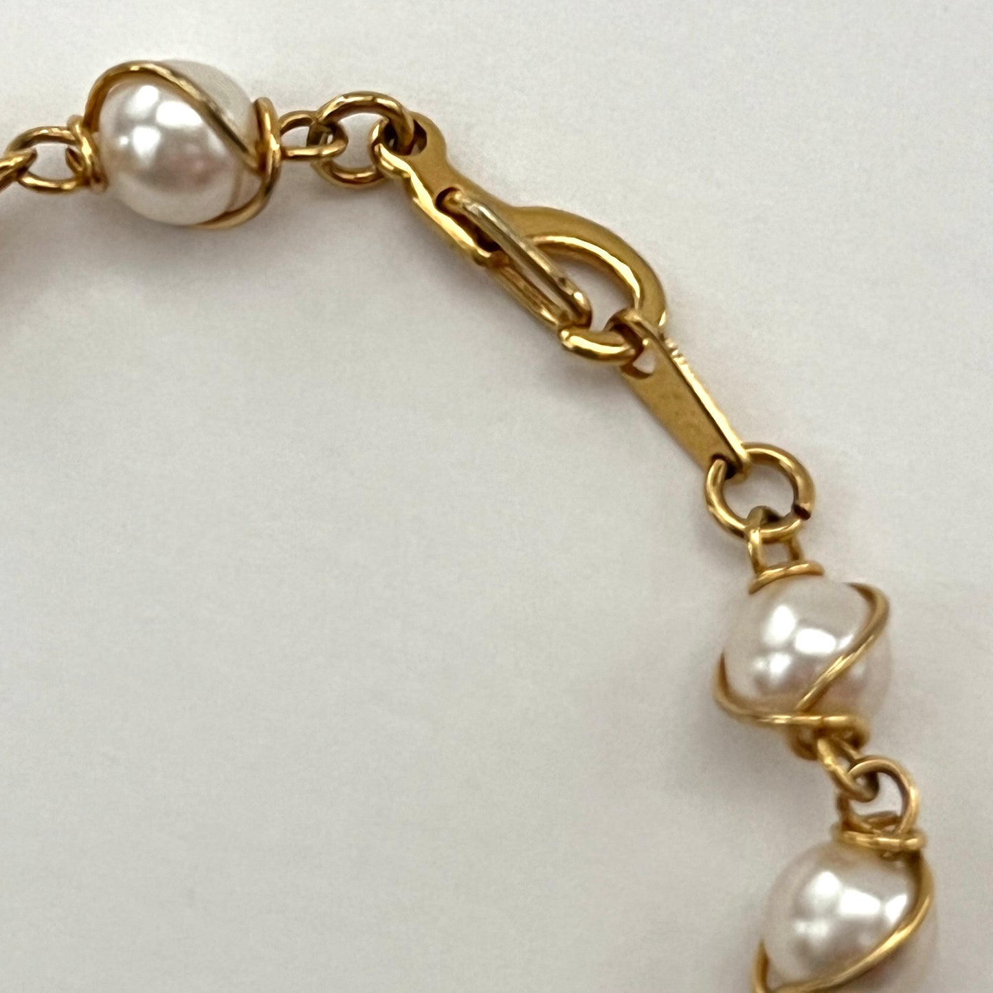 Vintage Pearl & Gold-Tone Wire Bracelet