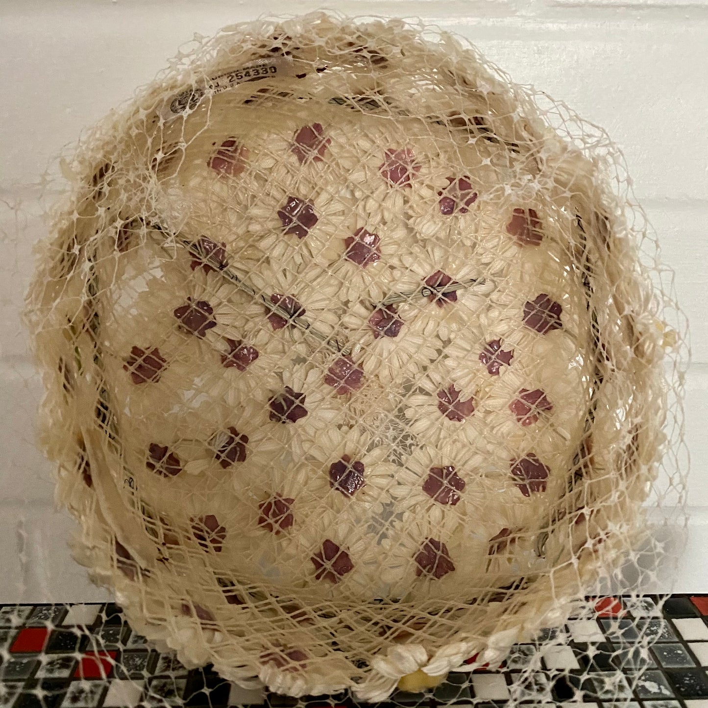 Late 50s/ Early 60s Daisy Hat With Veil