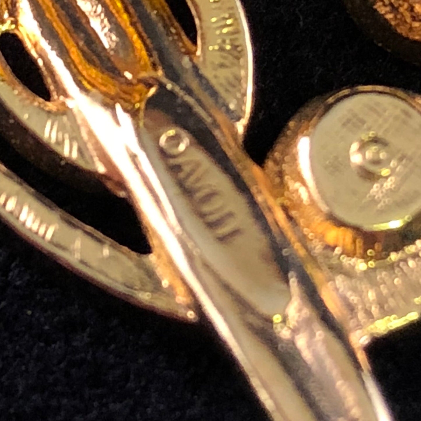 1994 Avon Painters Palette Pin - Retro Kandy Vintage