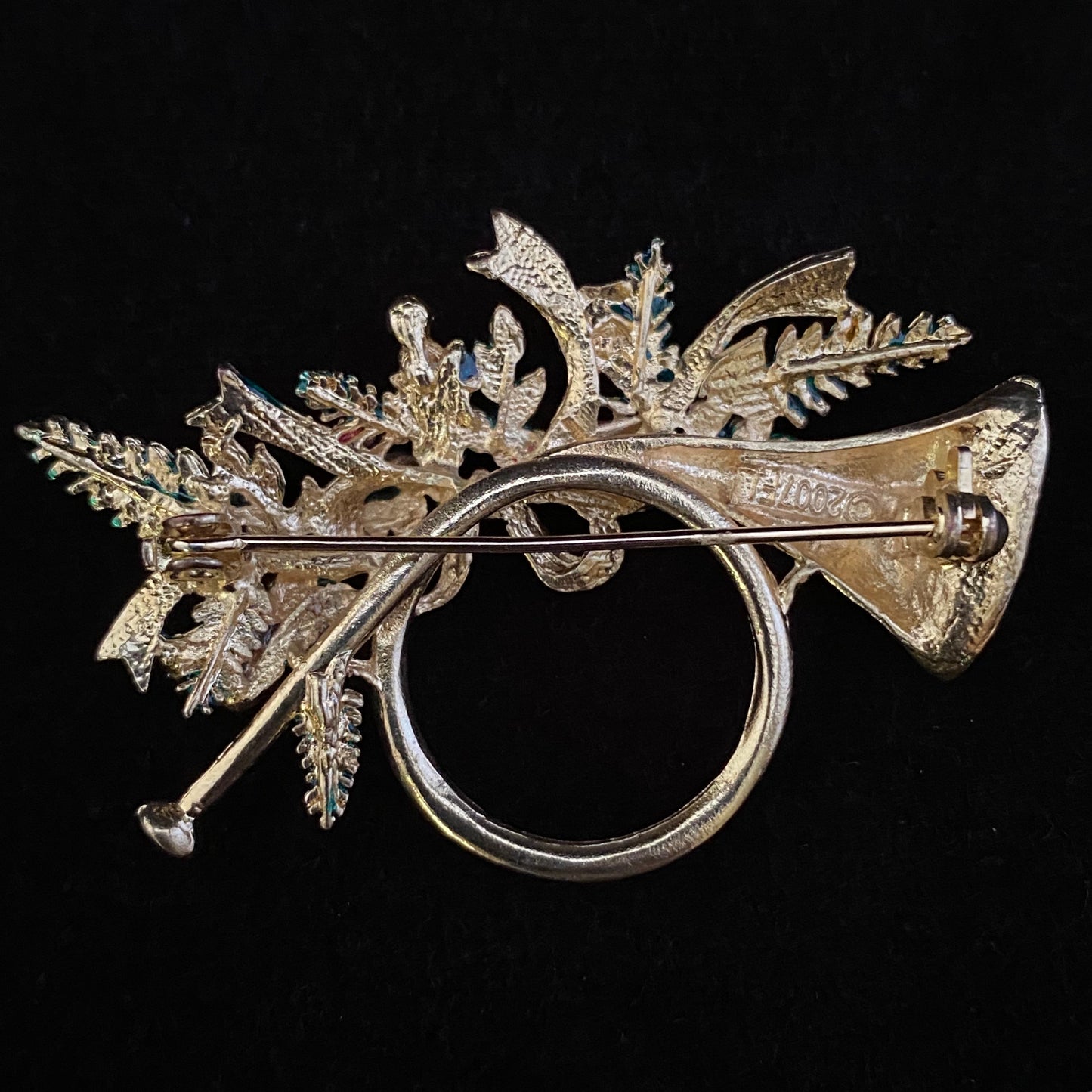 2007 Holiday French Horn Brooch - Retro Kandy Vintage