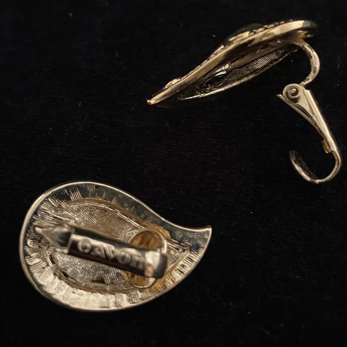 1986 Avon Paisley Colors Demi-Parure (Clip Earrings)