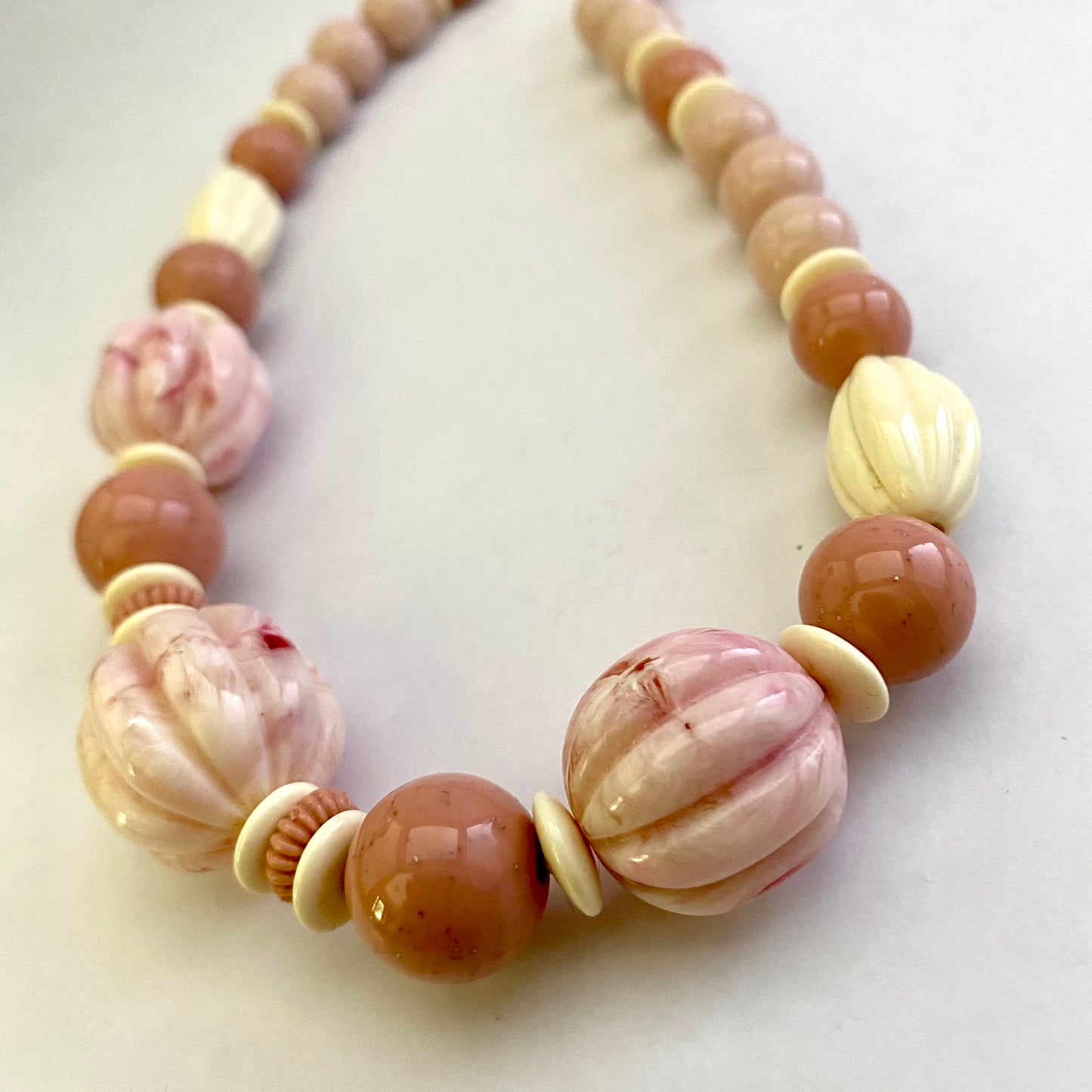 1988 Avon Burst of Spring Necklace & Earring Set