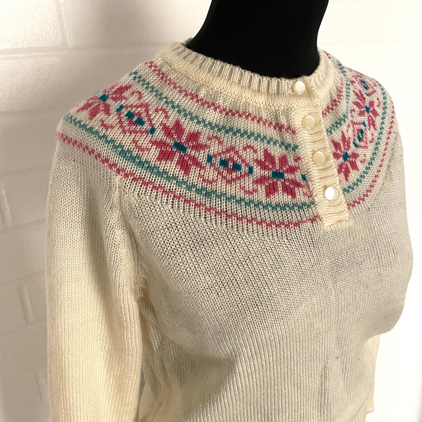 1960s A Fashion Import Sweater