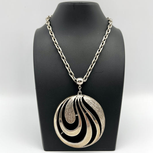 1960s Lisner Pendant Necklace
