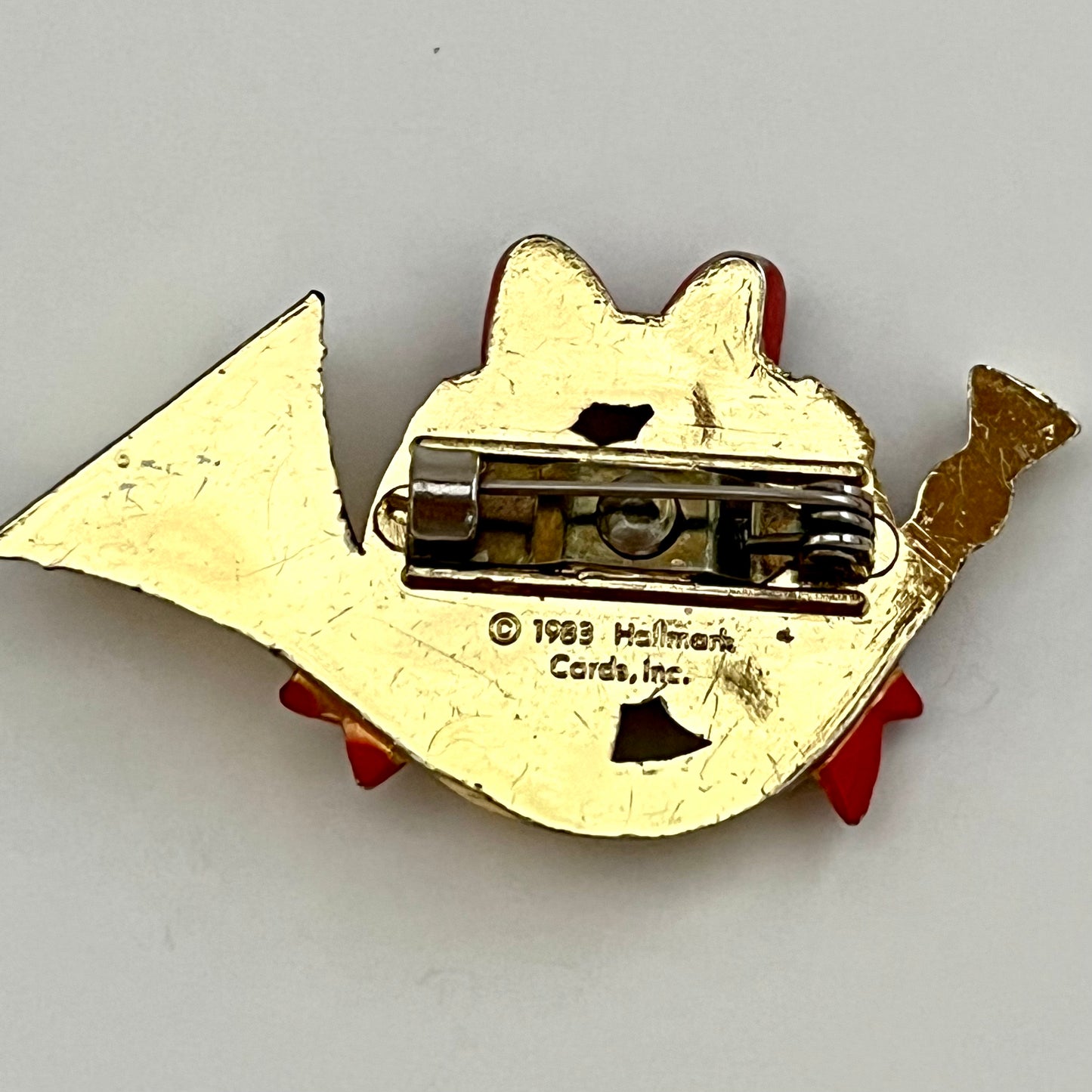 1983 Hallmark Holiday Horn Brooch