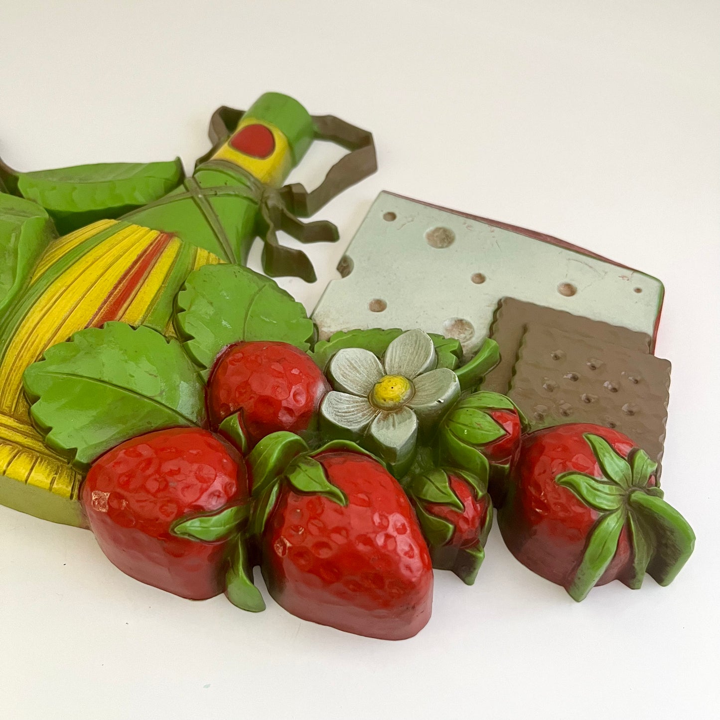 1976 Dart Ind. Fruit, Cheese & Wine Wall Plaque