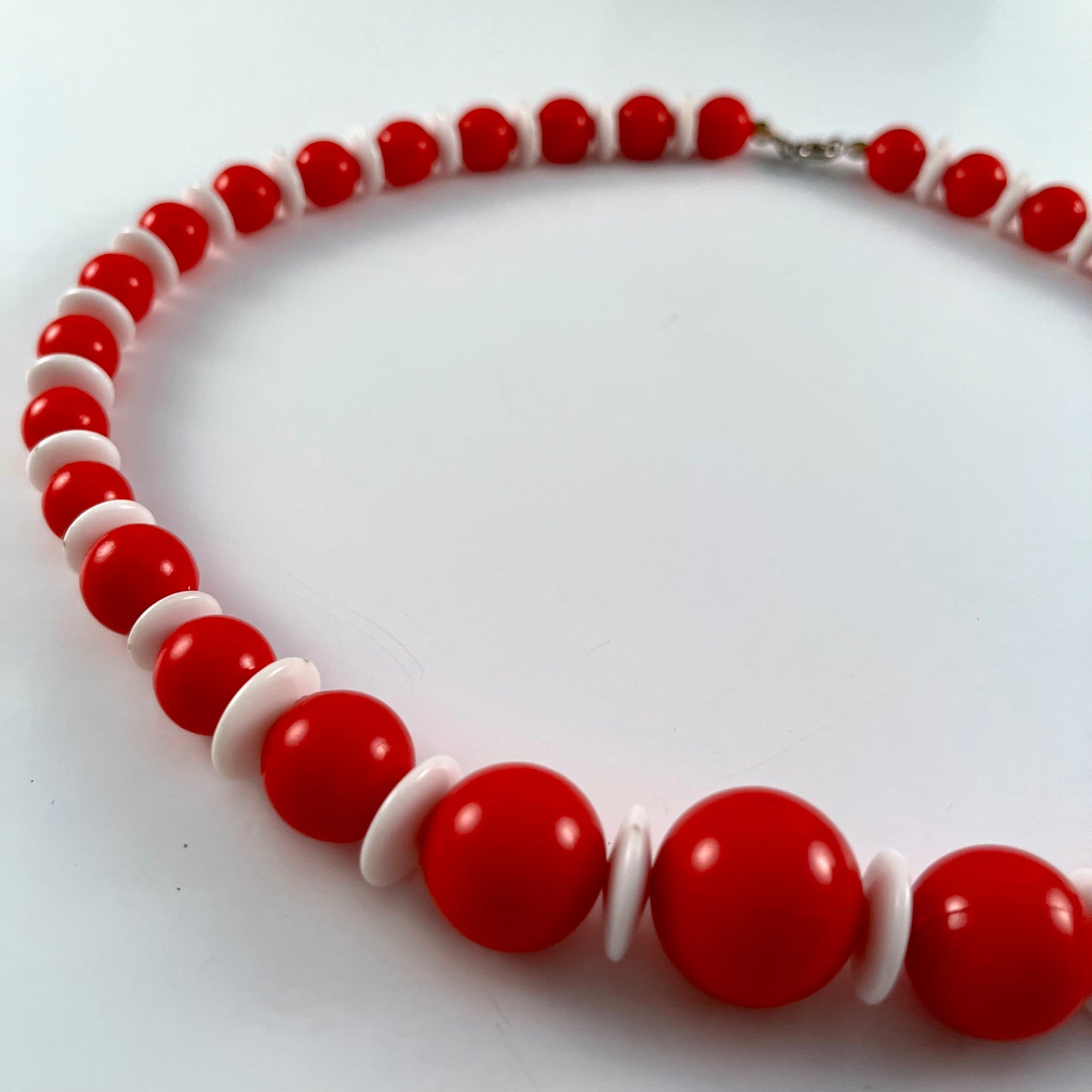 1980s Red & White Bead Necklace