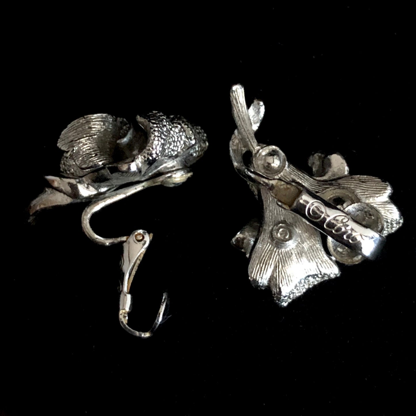 Late 50s/ Early 60s Coro Lily Earrings - Retro Kandy Vintage