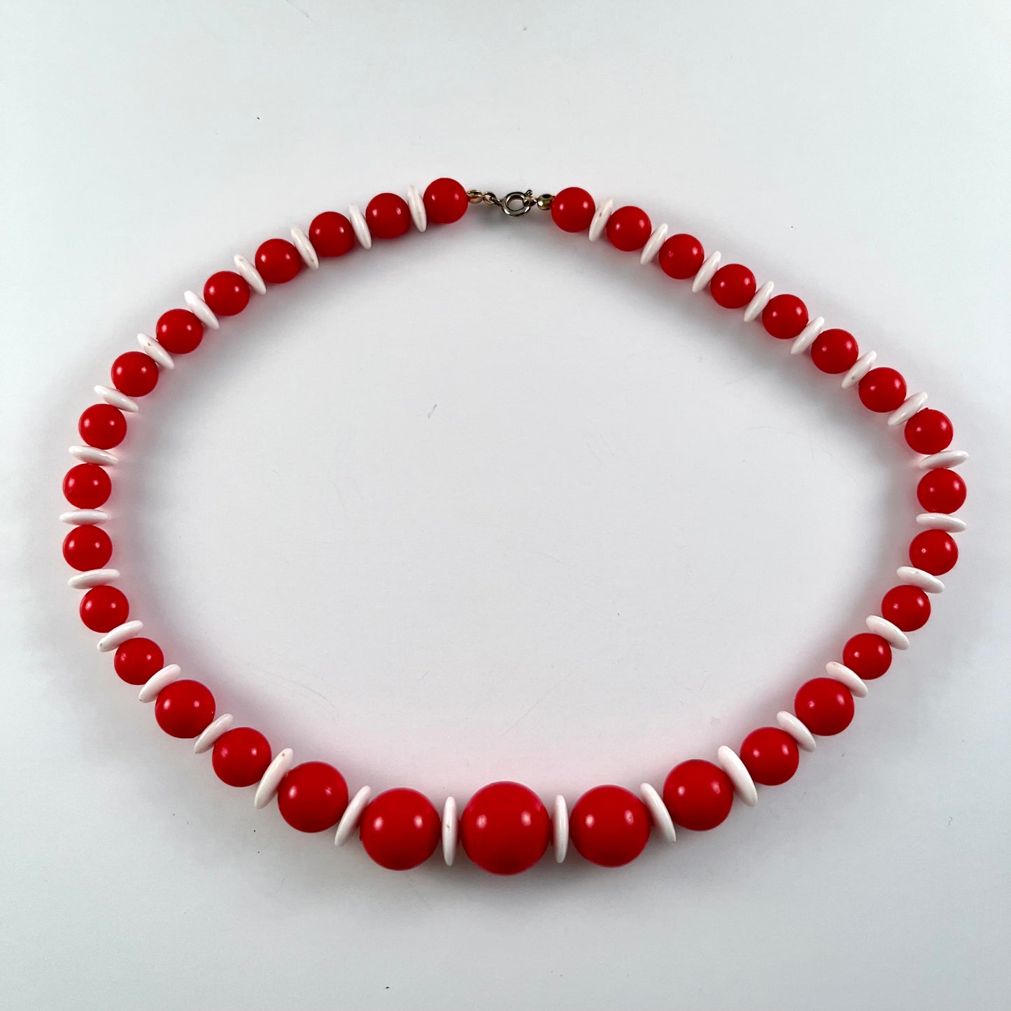 1980s Red & White Bead Necklace