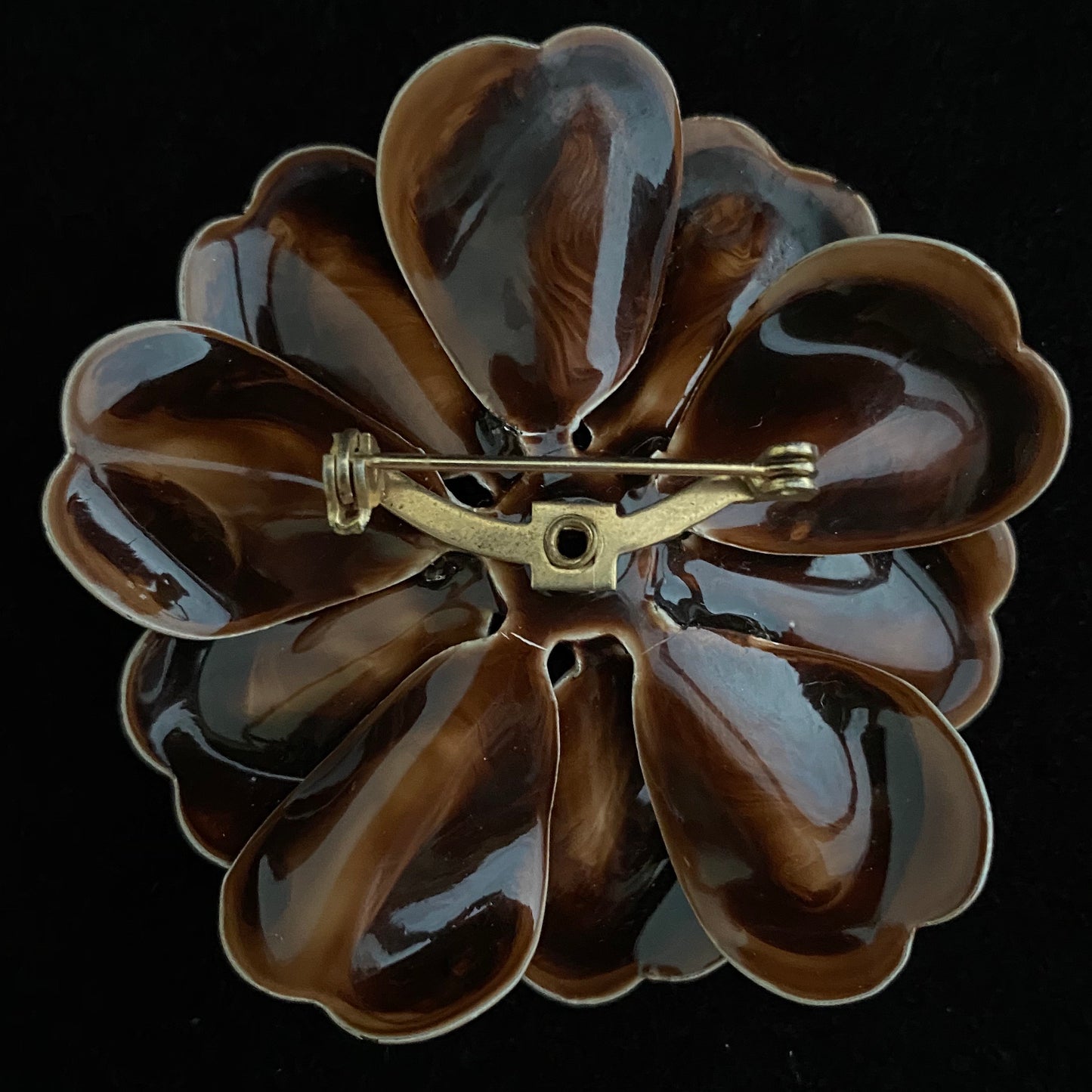 Late 60s/ Early 70s Brown Enamel Flower Brooch - Retro Kandy Vintage