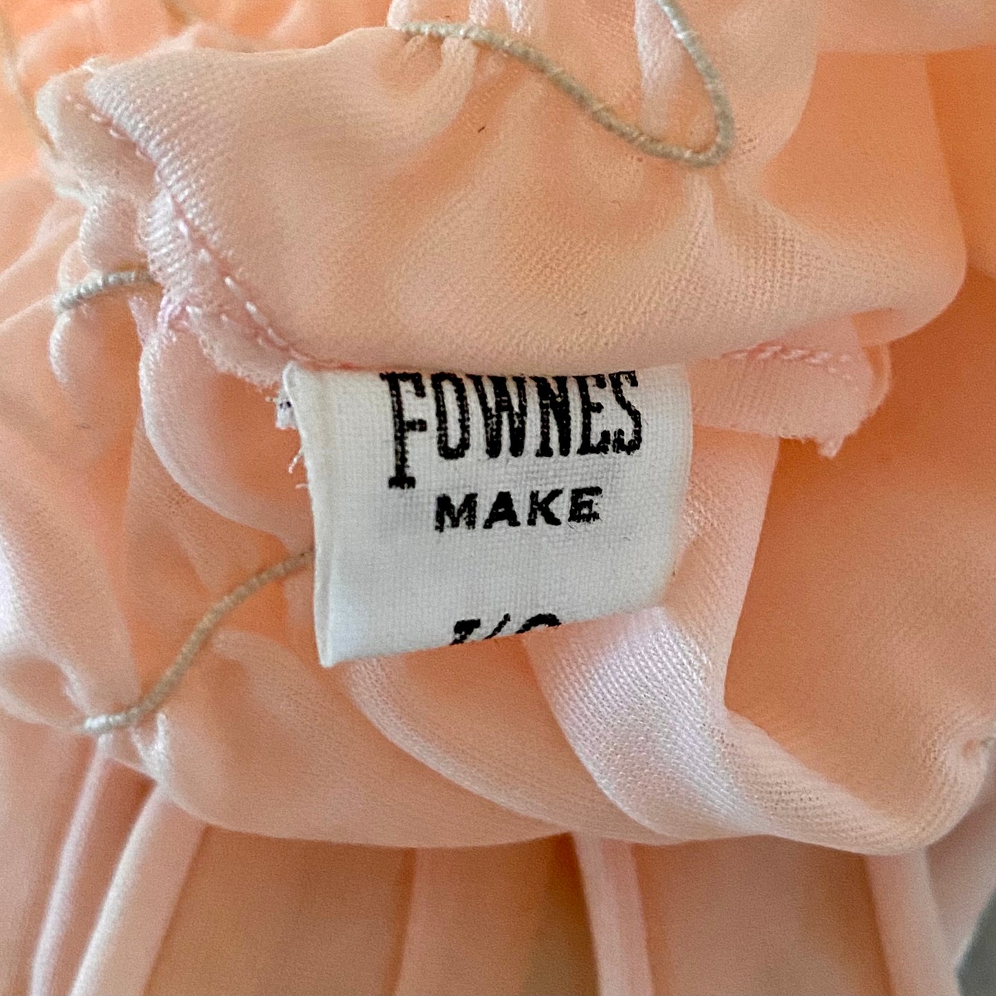 1950s Fownes Pale Pink Sheer Nylon Gloves