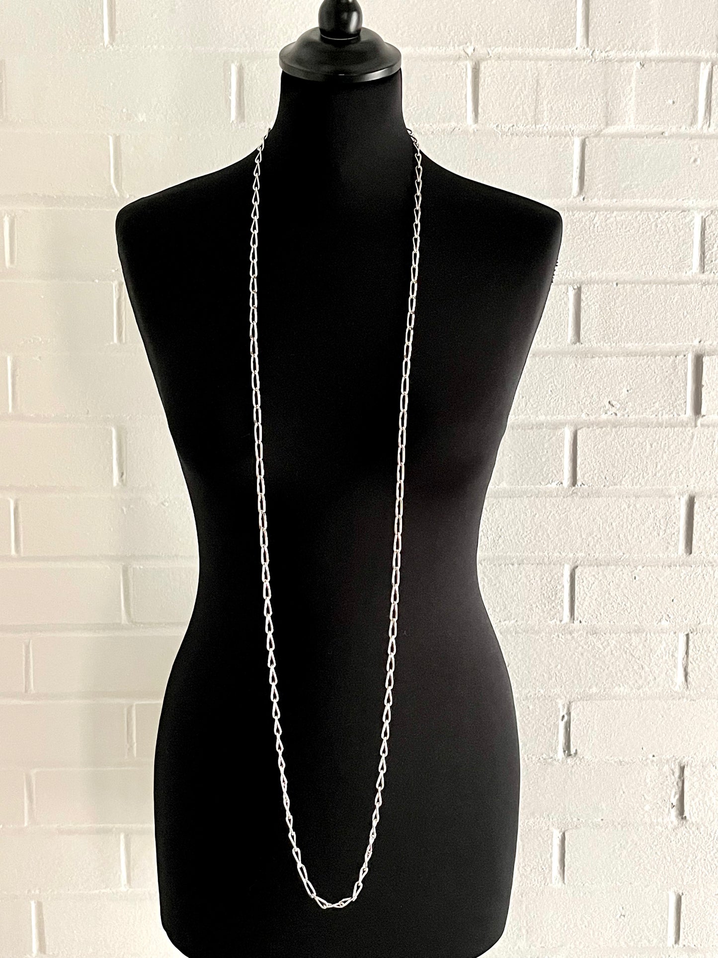 Late 70s/ Early 80s Monet Chain Necklace
