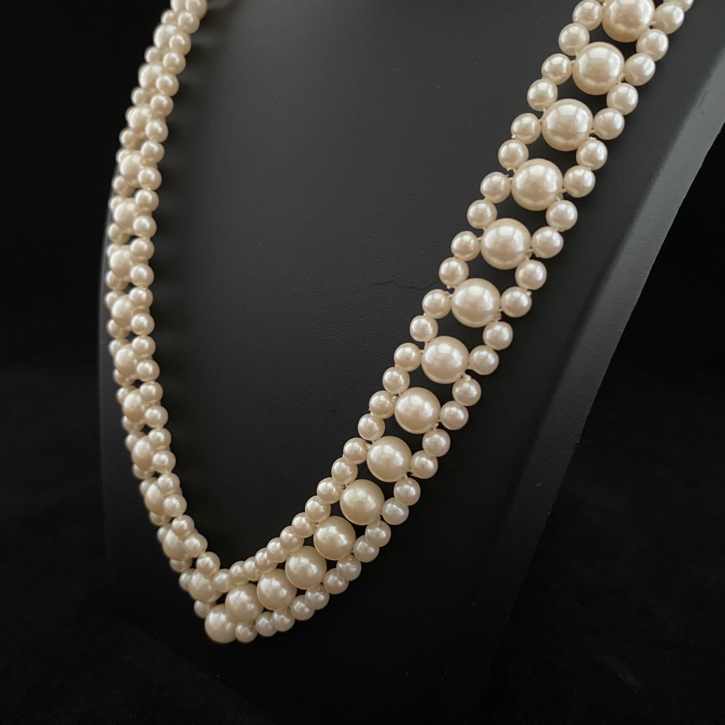 Late 60s/ Early 70s Faux Pearl Choker