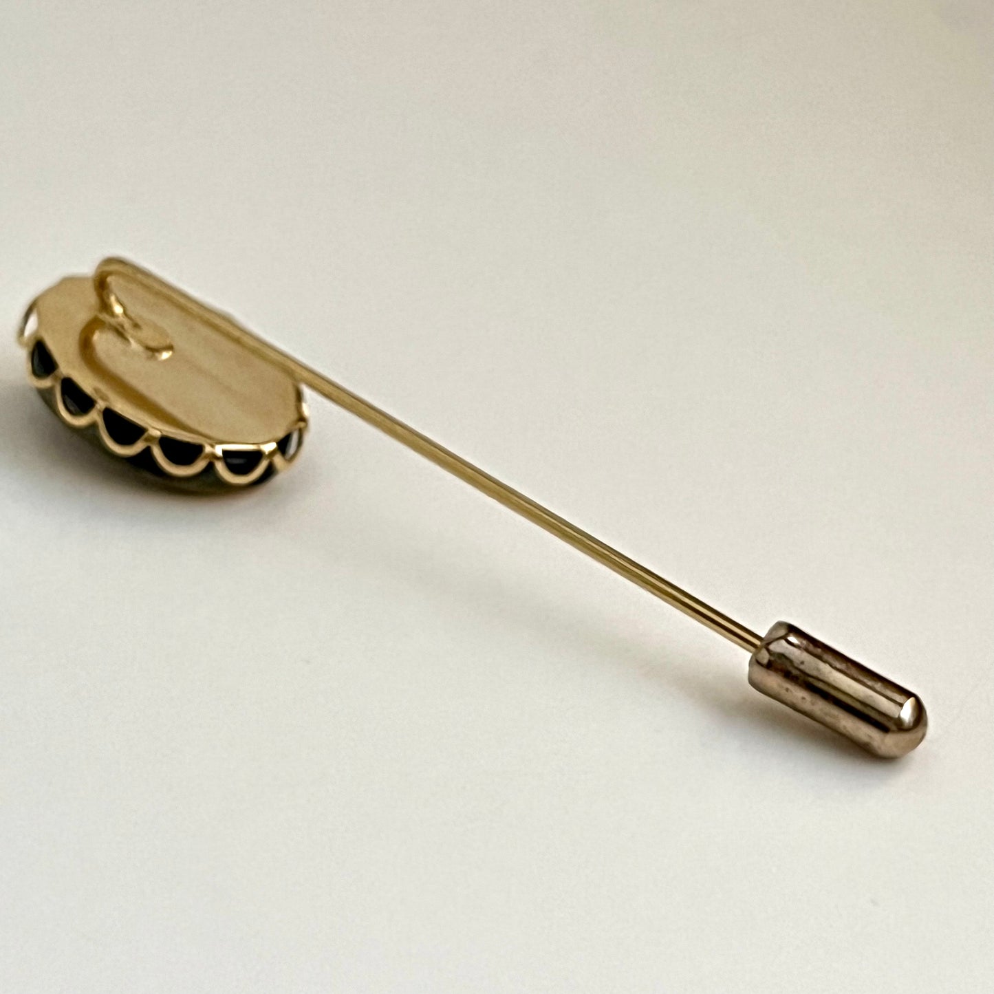 1980s Intaglio Stick Pin