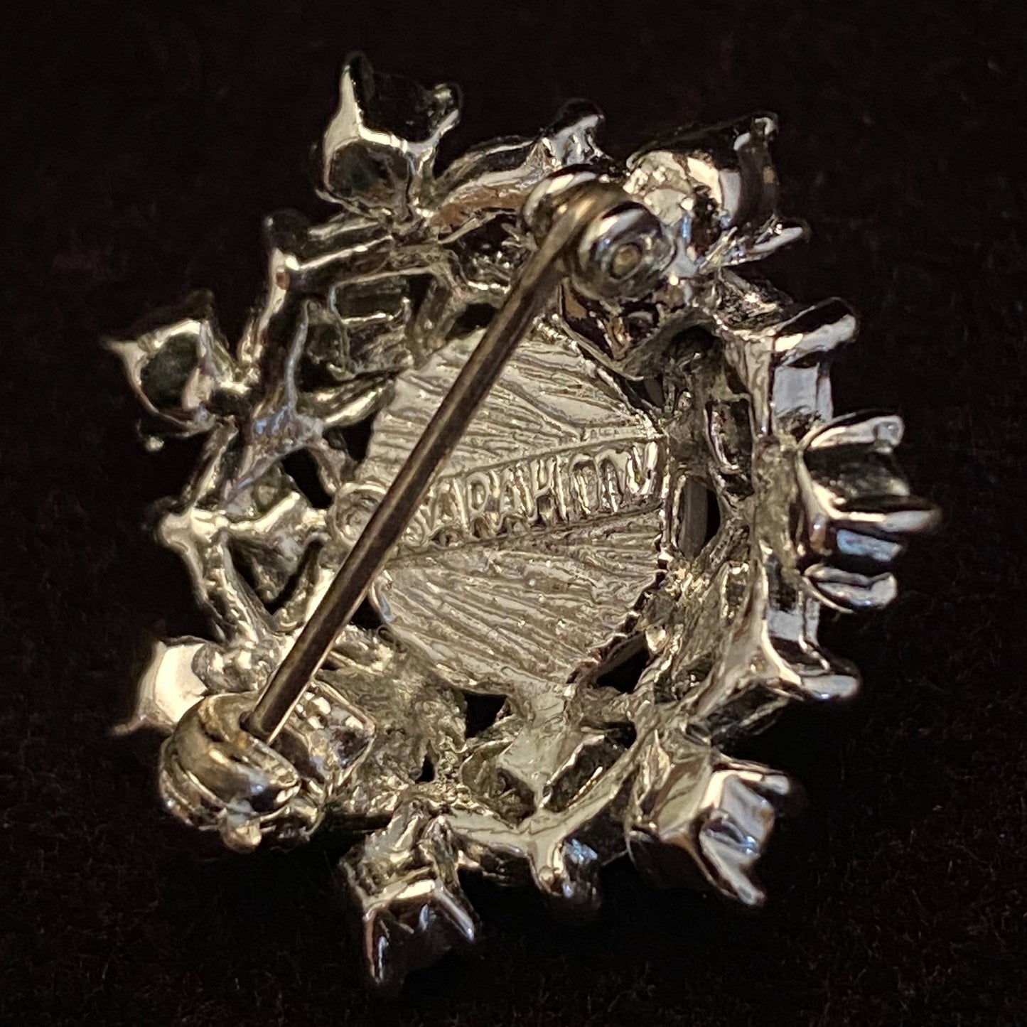 1969 Sarah Coventry Ultima Brooch