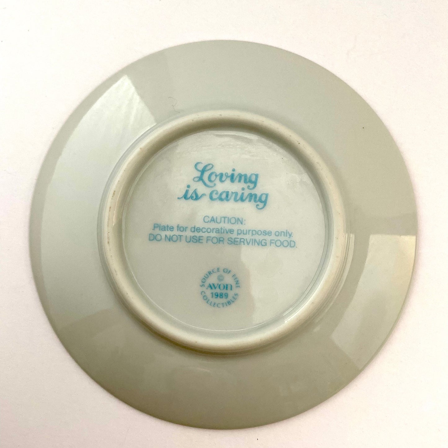 1989 Avon Mother's Day "Loving is Caring" Plate