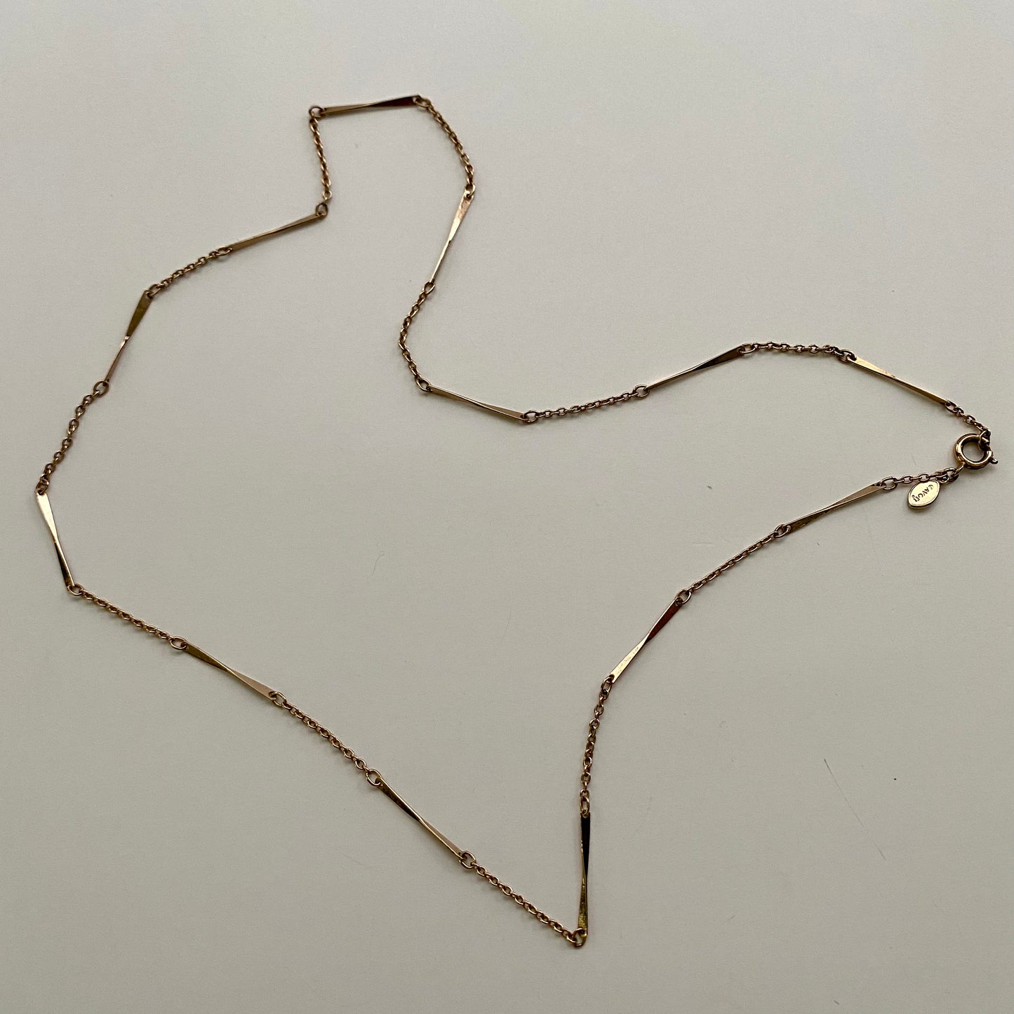 1977 Avon Chainfall Necklace- Gold
