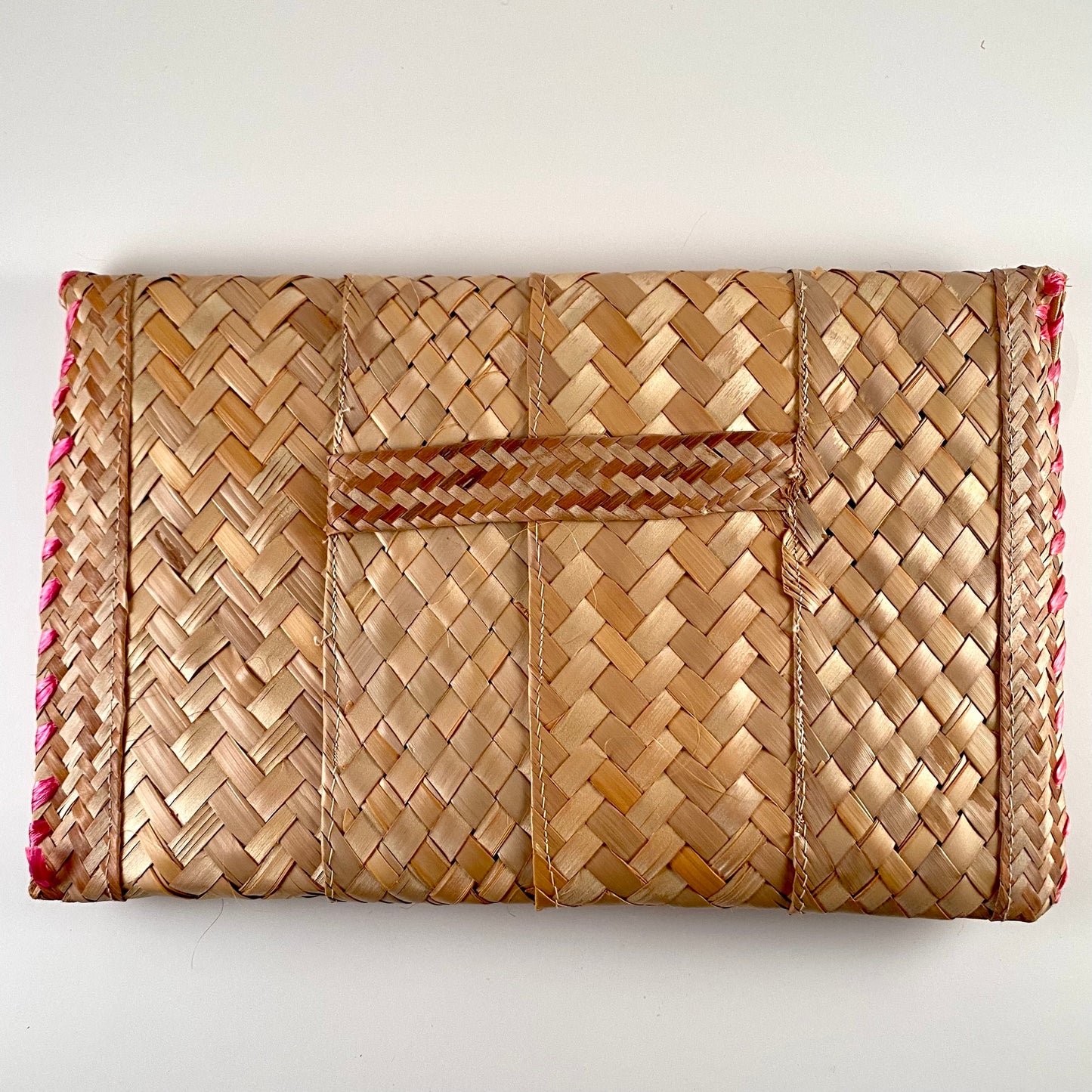 1970s Raffia & Straw Woven Clutch