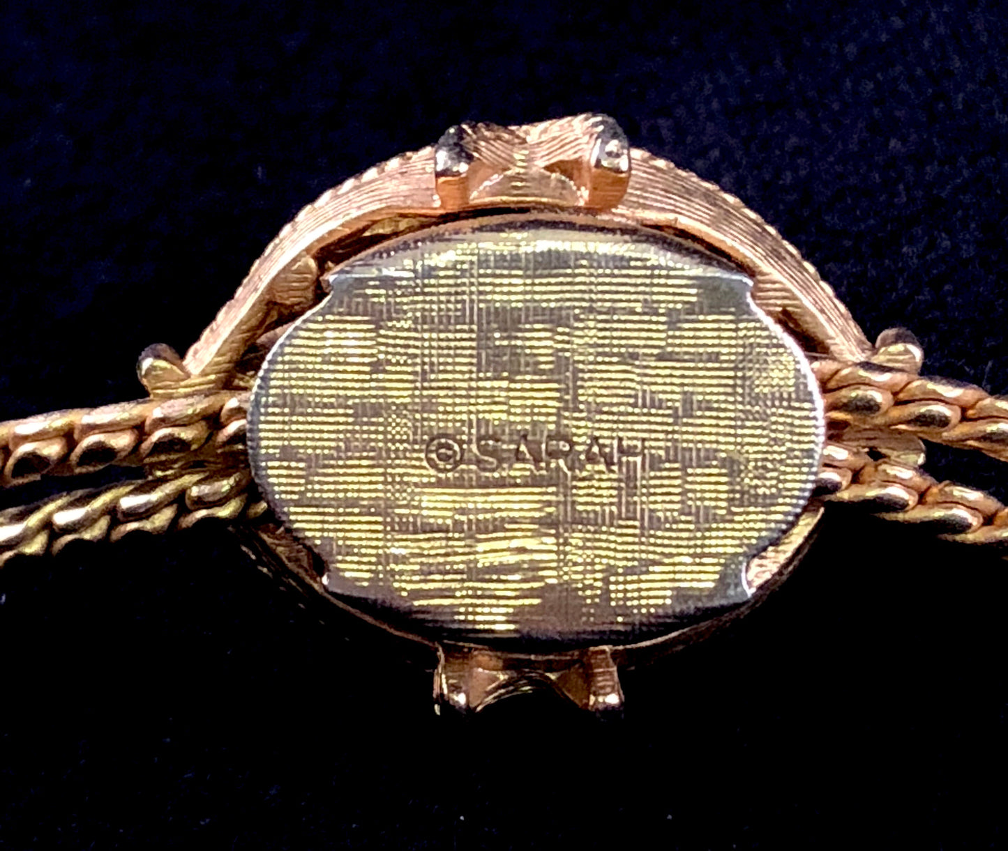 1979 Sarah Coventry Lariat Necklace - Retro Kandy Vintage